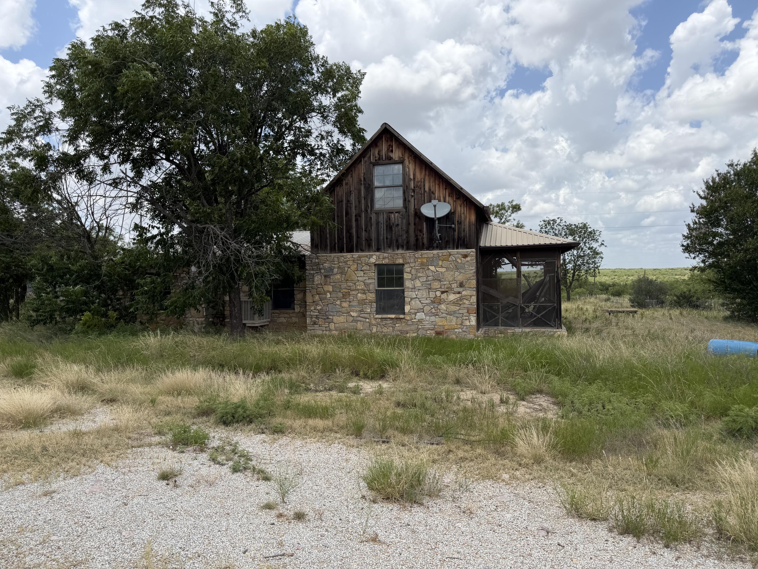 502 County Road 414 Property Photo 1