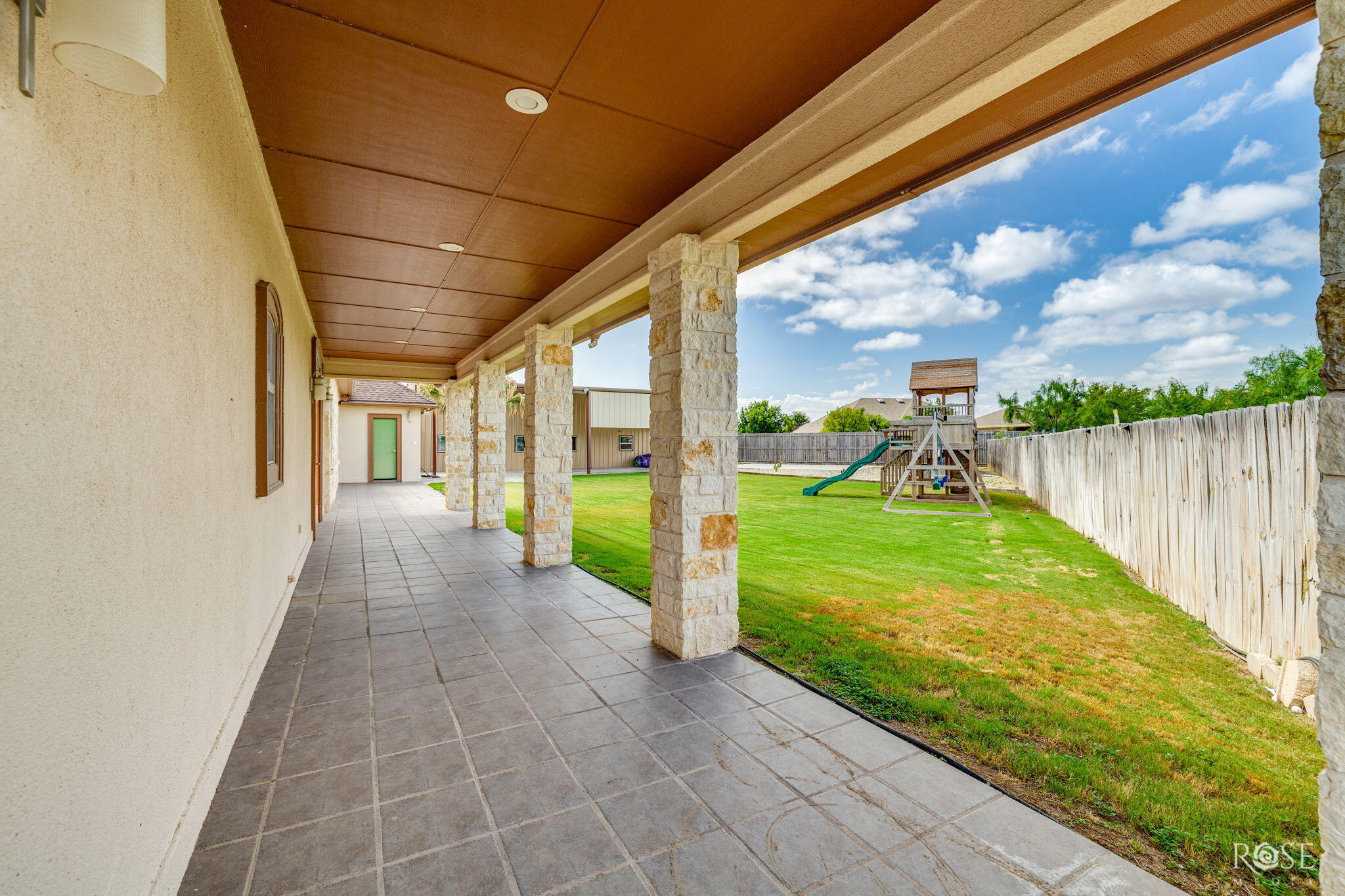 1617 Stonebridge Drive Property Photo 44