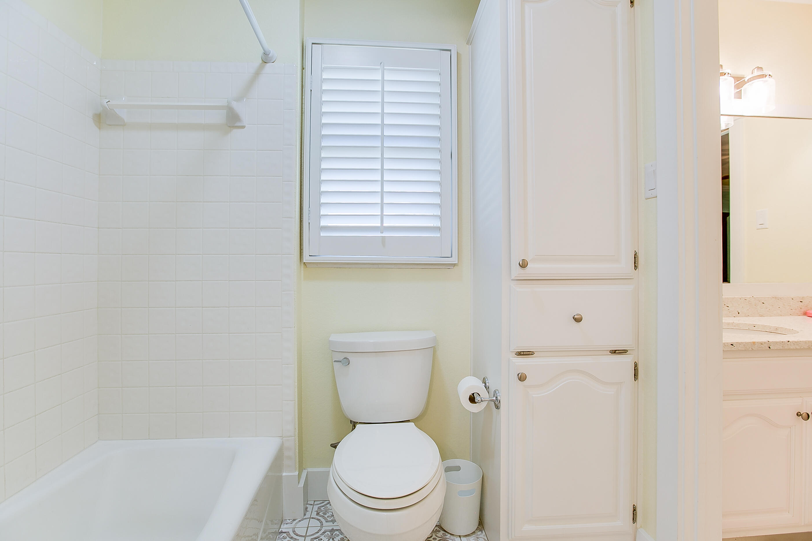 5301 Beverly Drive Property Photo 38