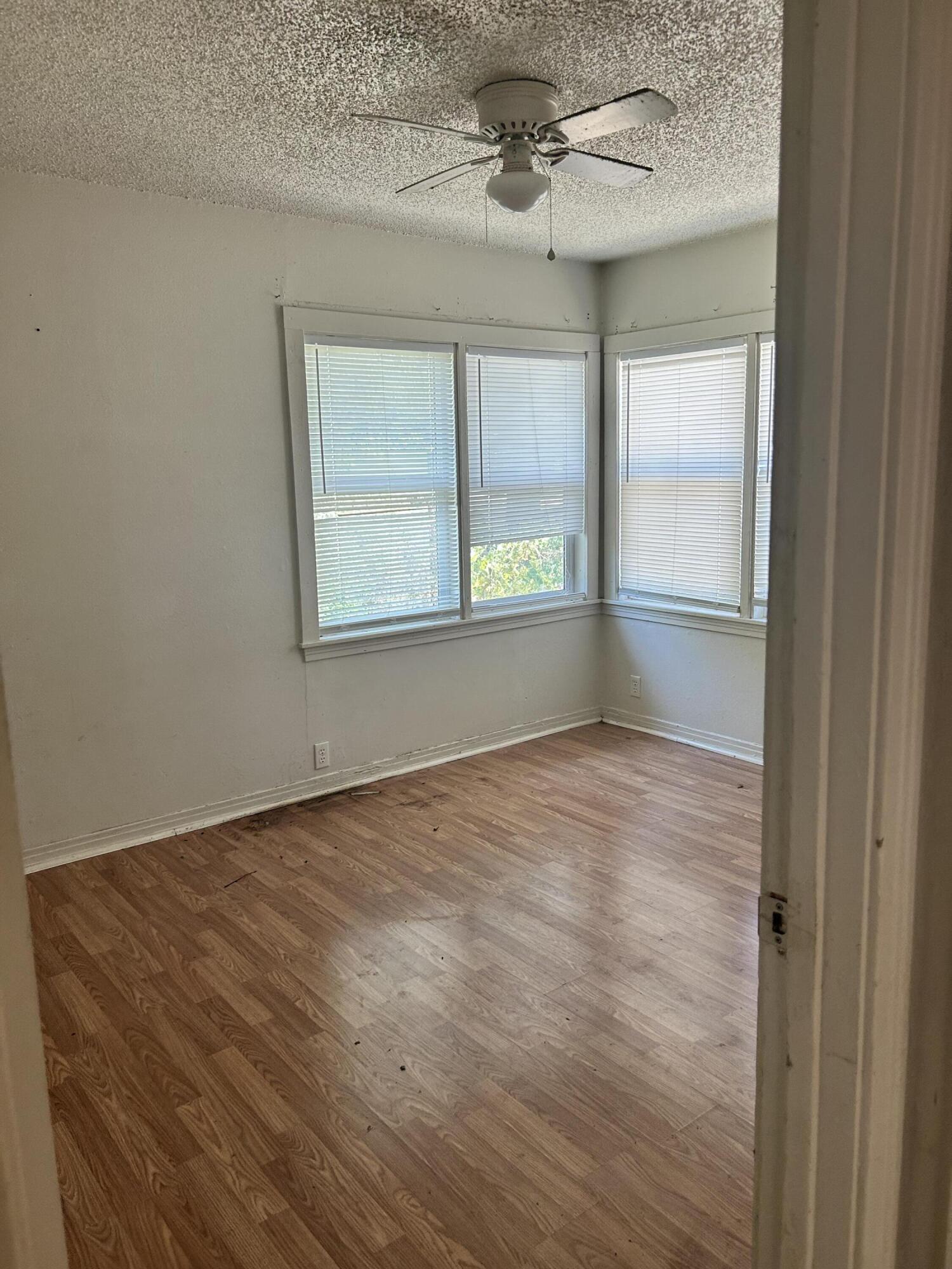 1306 State Street Property Photo 5