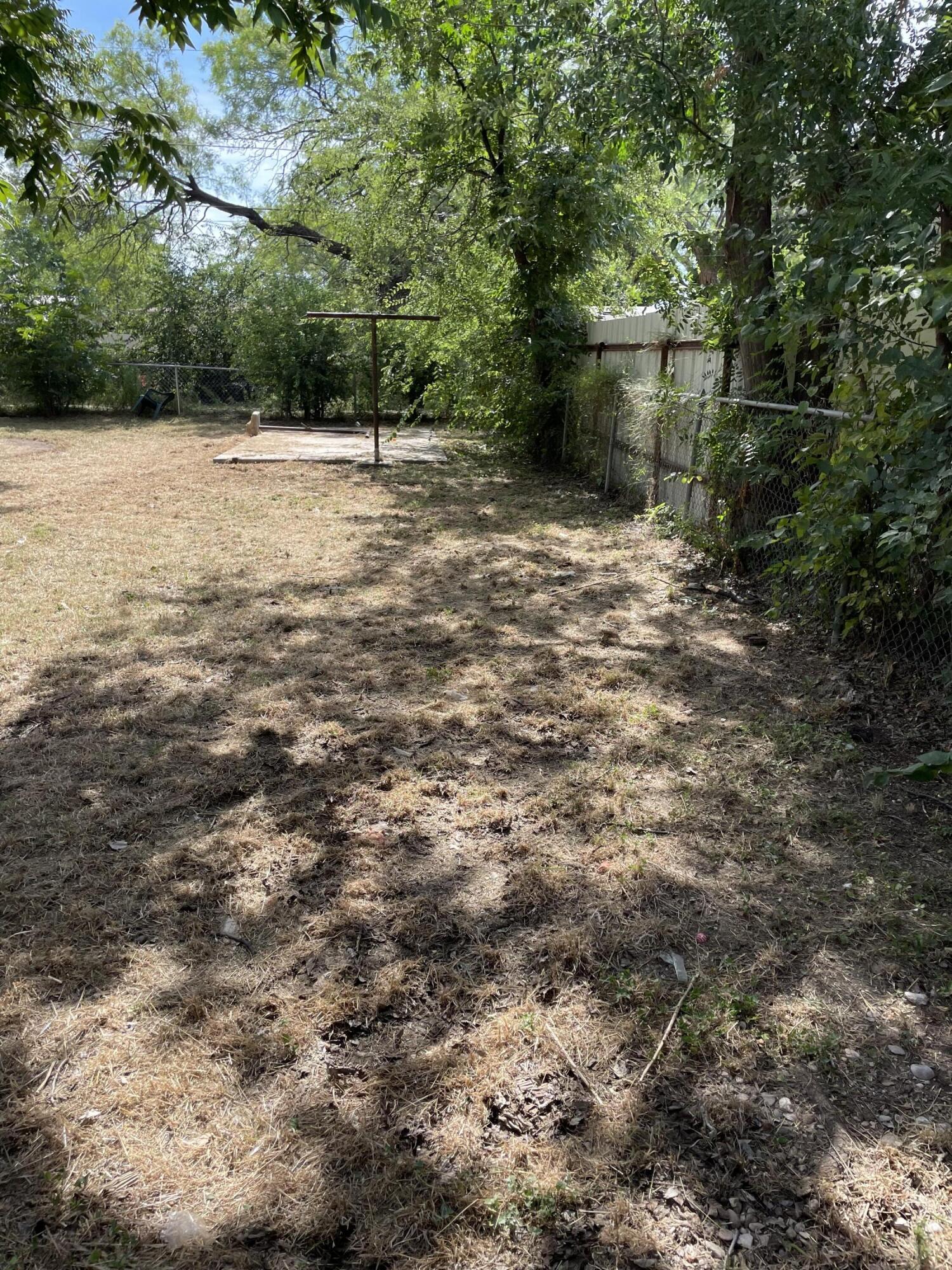 1306 State Street Property Photo 12