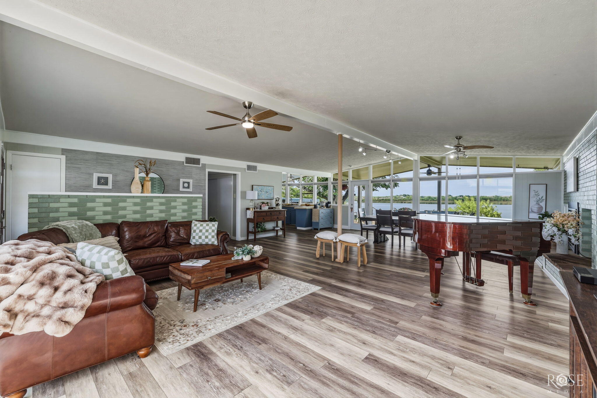 3005 Red Bluff Circle Property Photo 11