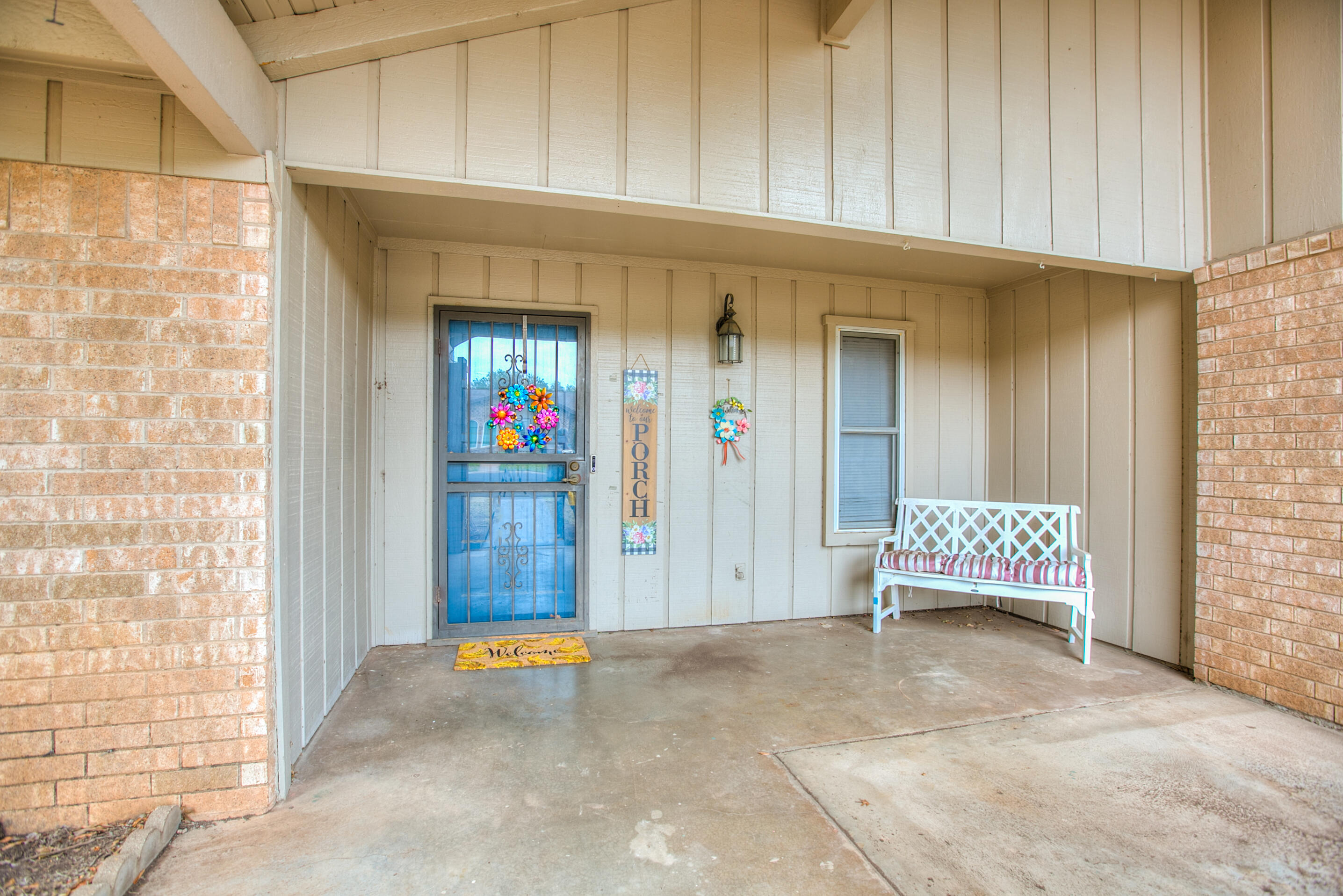 2802 Canyon Creek Drive Property Photo 3