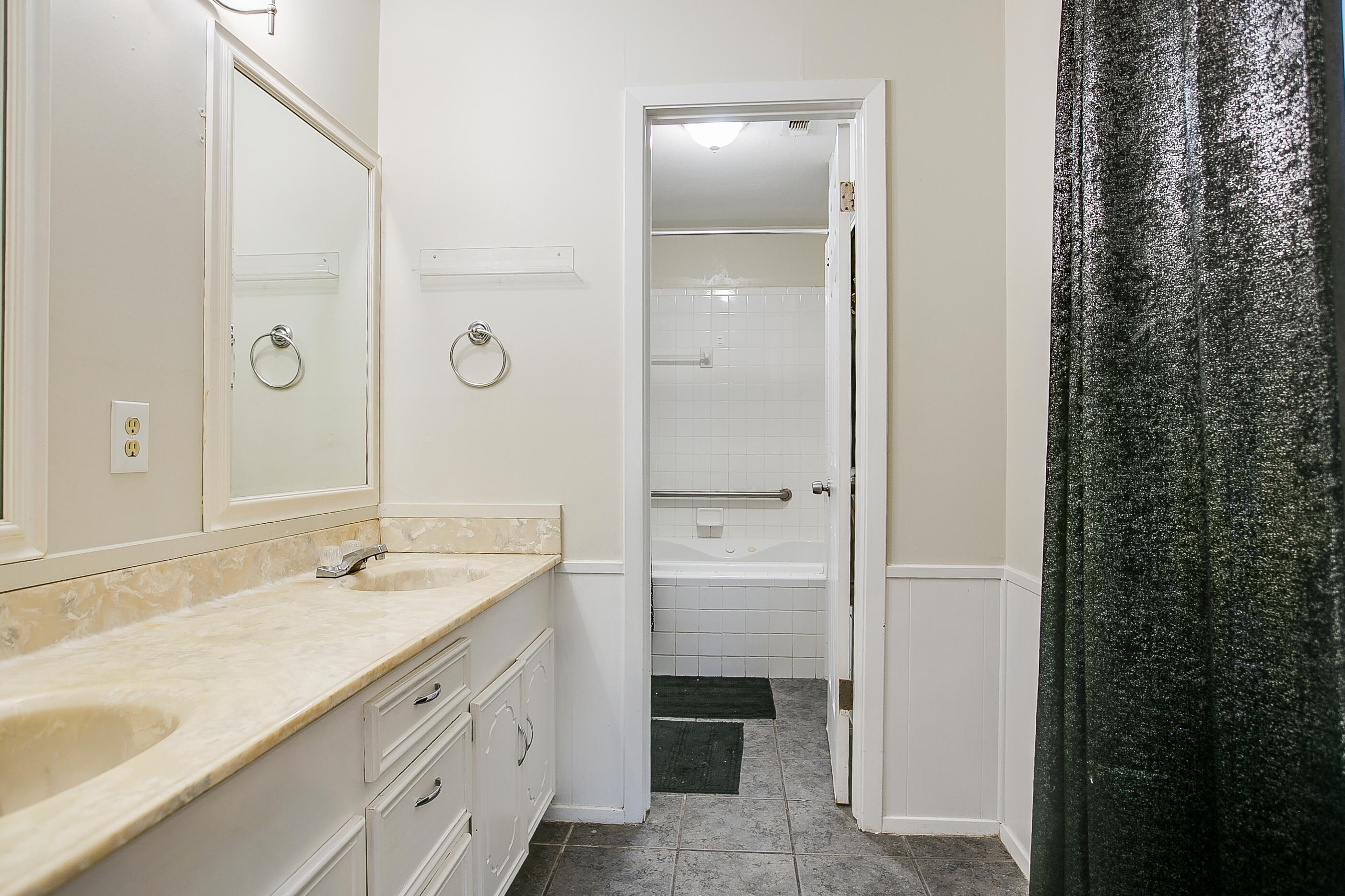 2802 Canyon Creek Drive Property Photo 26