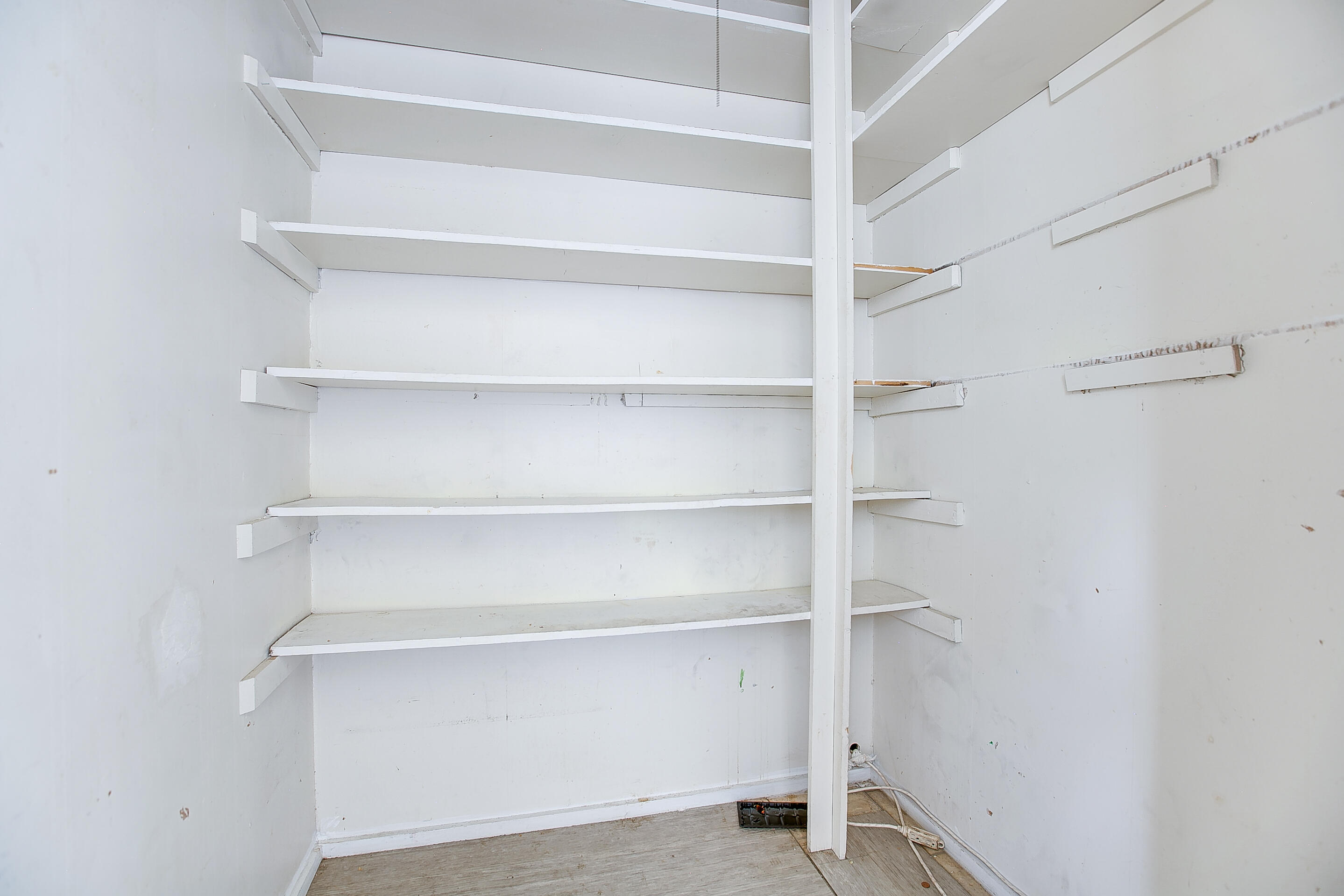 2321 Jomar Street Property Photo 9