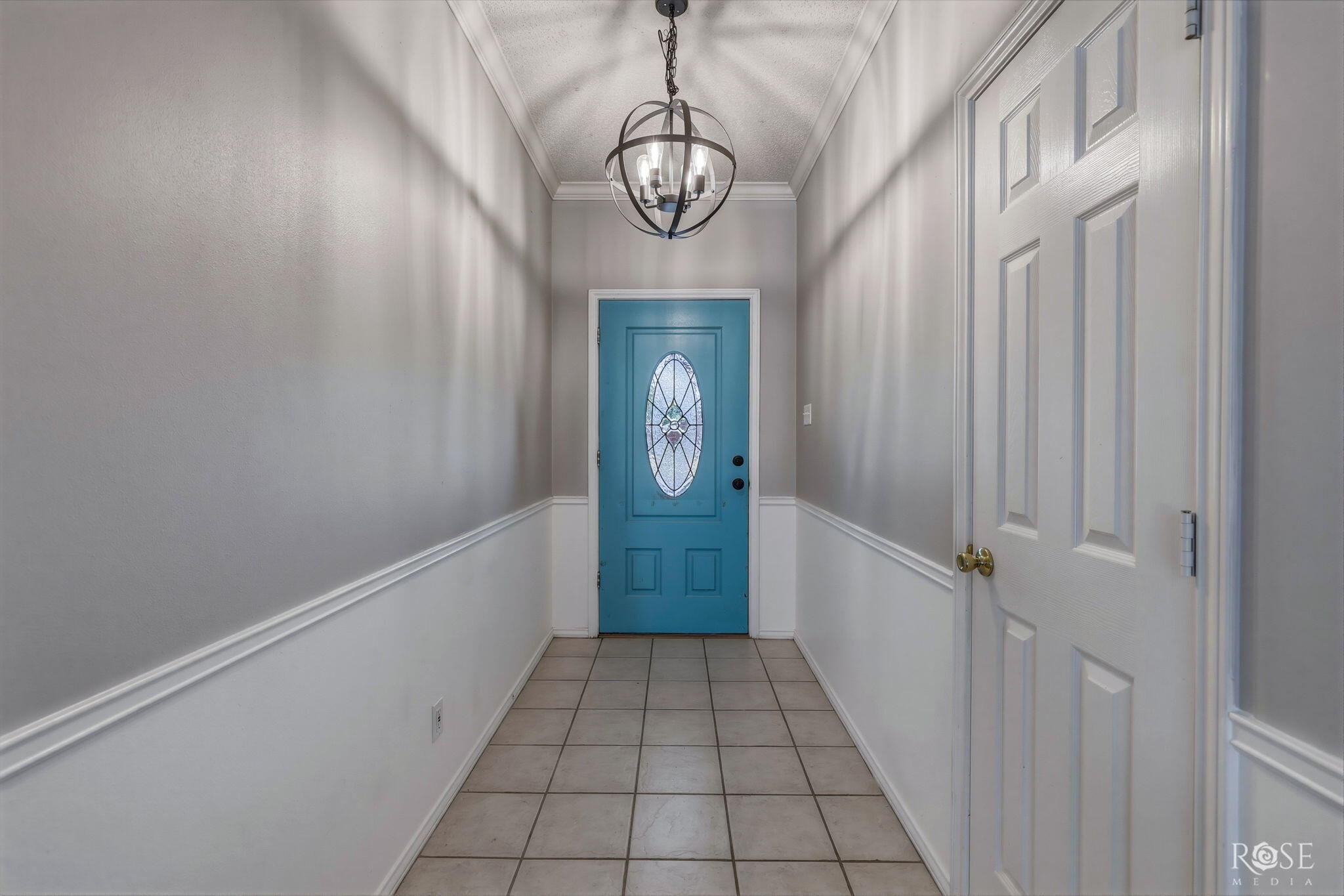 3513 Shadyhill Drive Property Photo 3