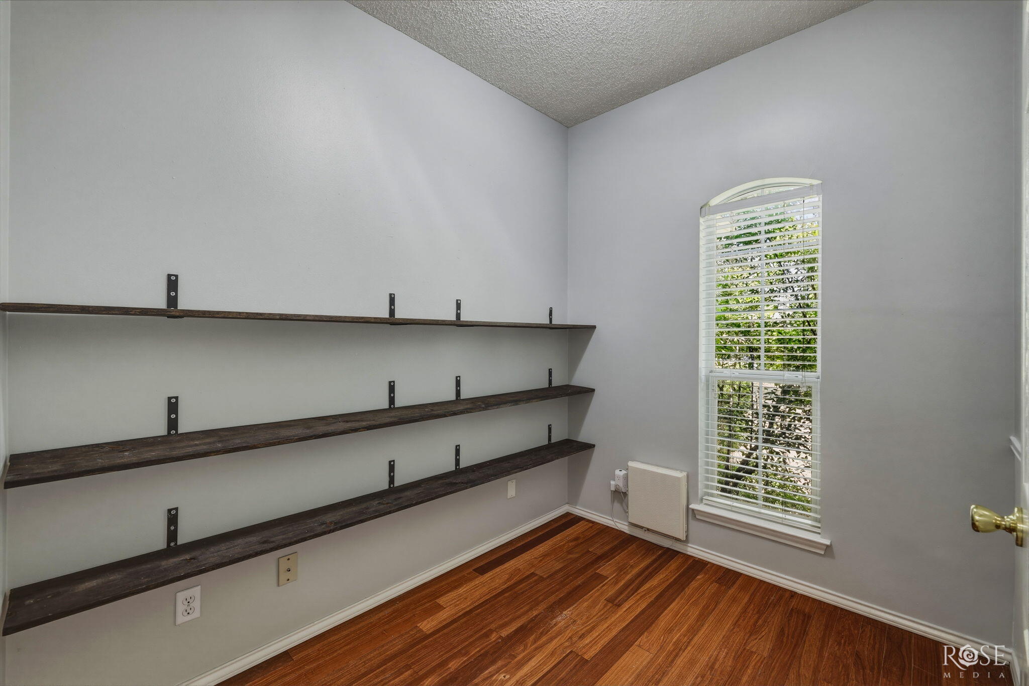 3513 Shadyhill Drive Property Photo 13