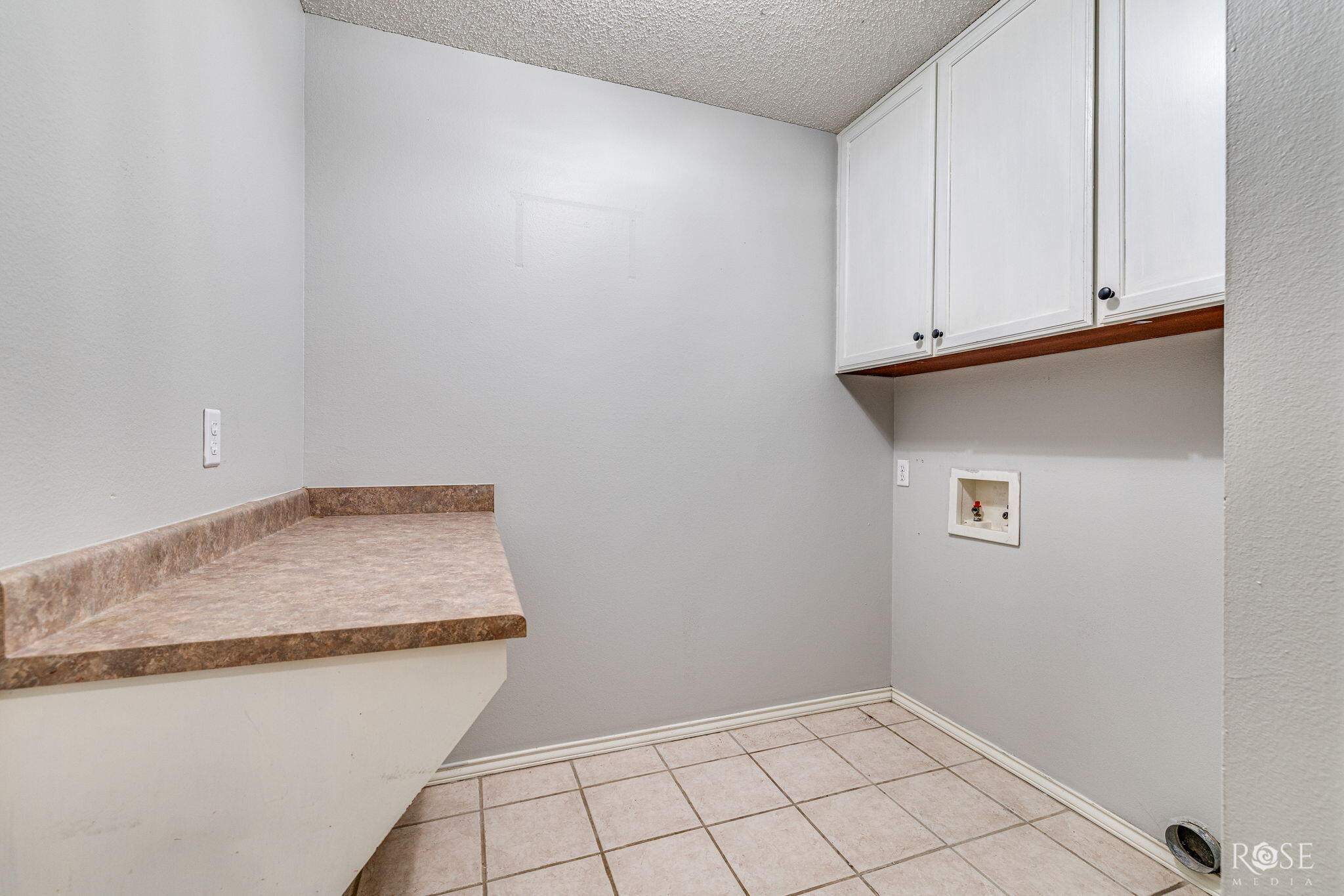 3513 Shadyhill Drive Property Photo 20