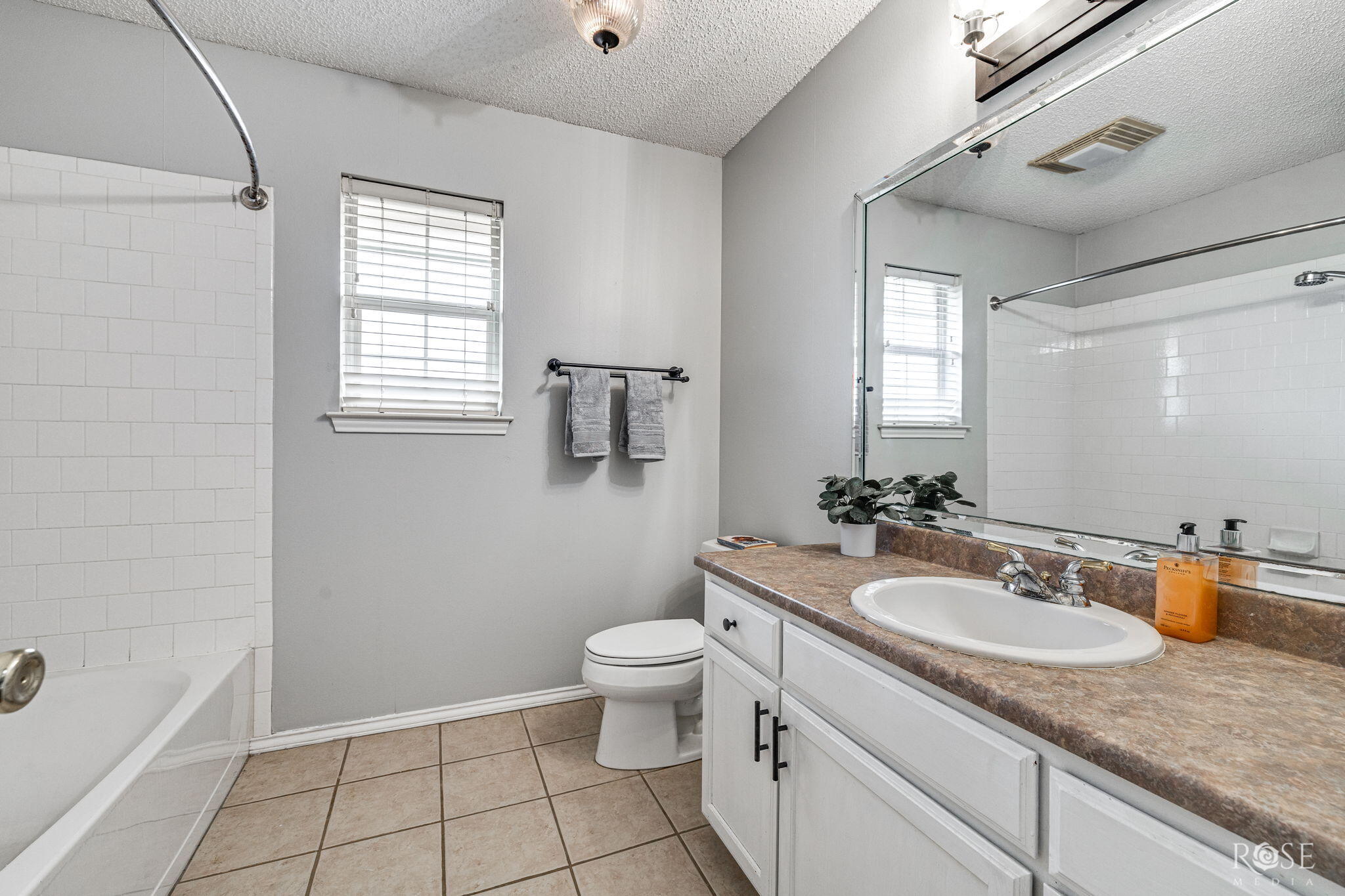 3513 Shadyhill Drive Property Photo 21