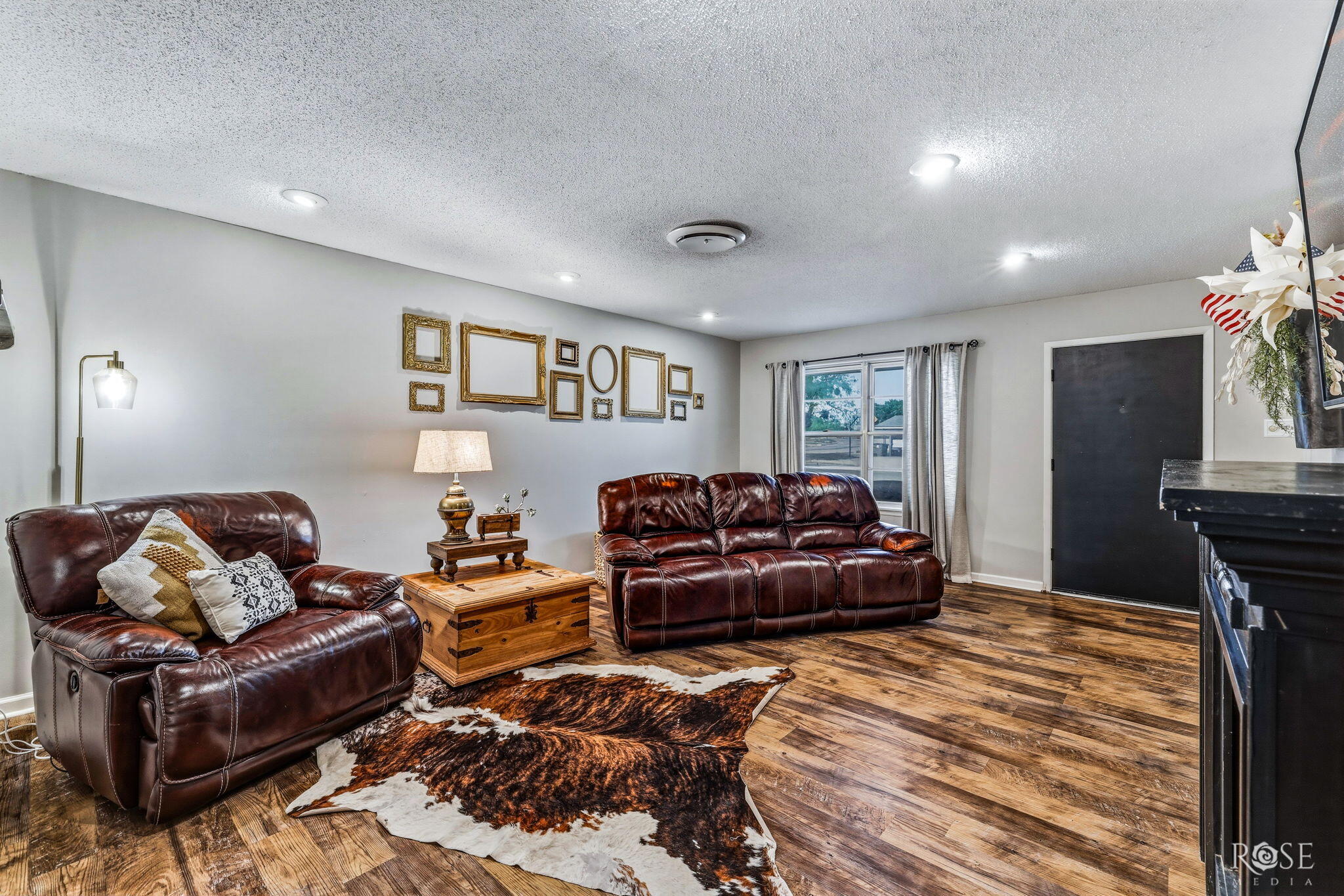 3329 Sac Avenue Property Photo 6