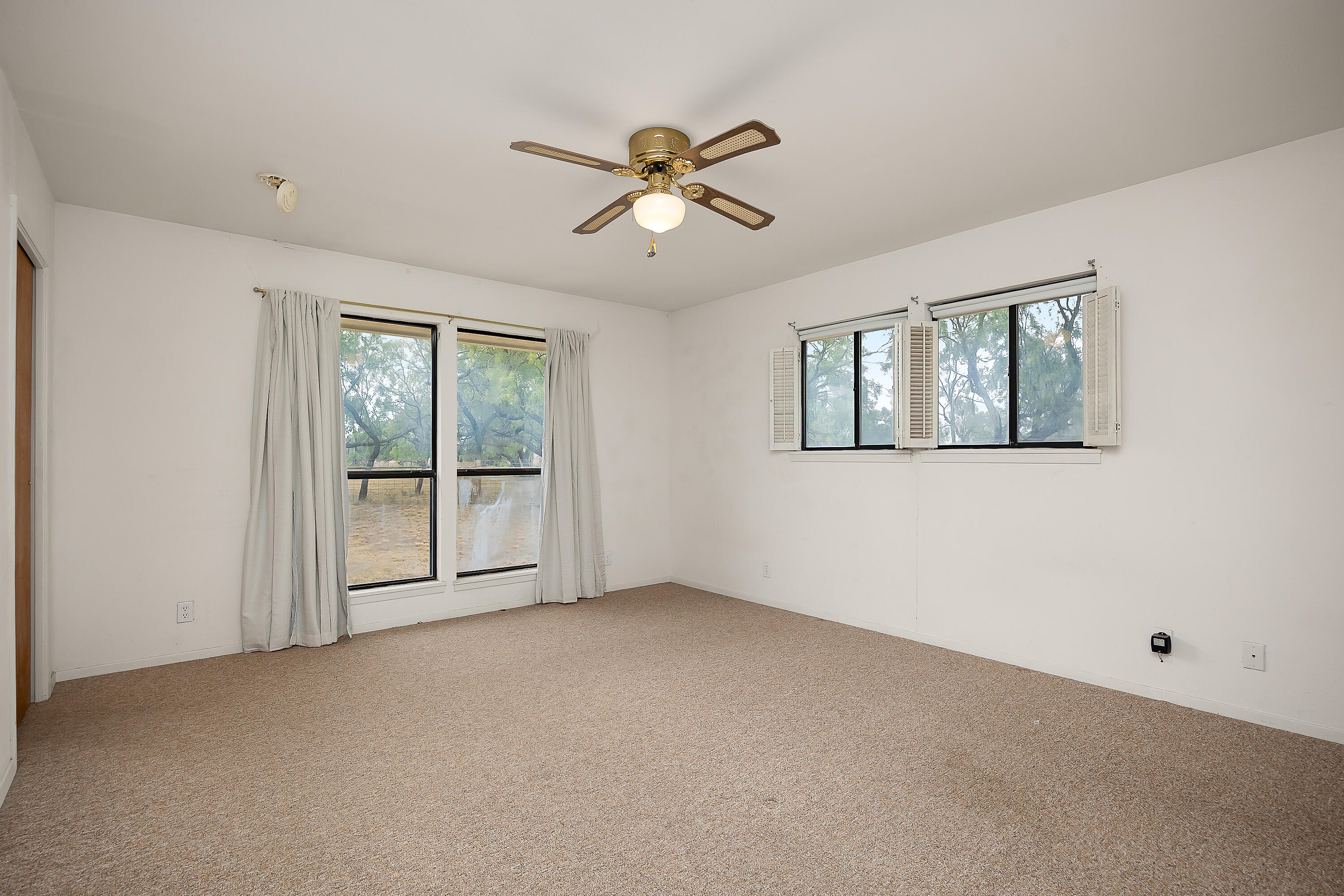 7719 County Road 6002 Property Photo 13