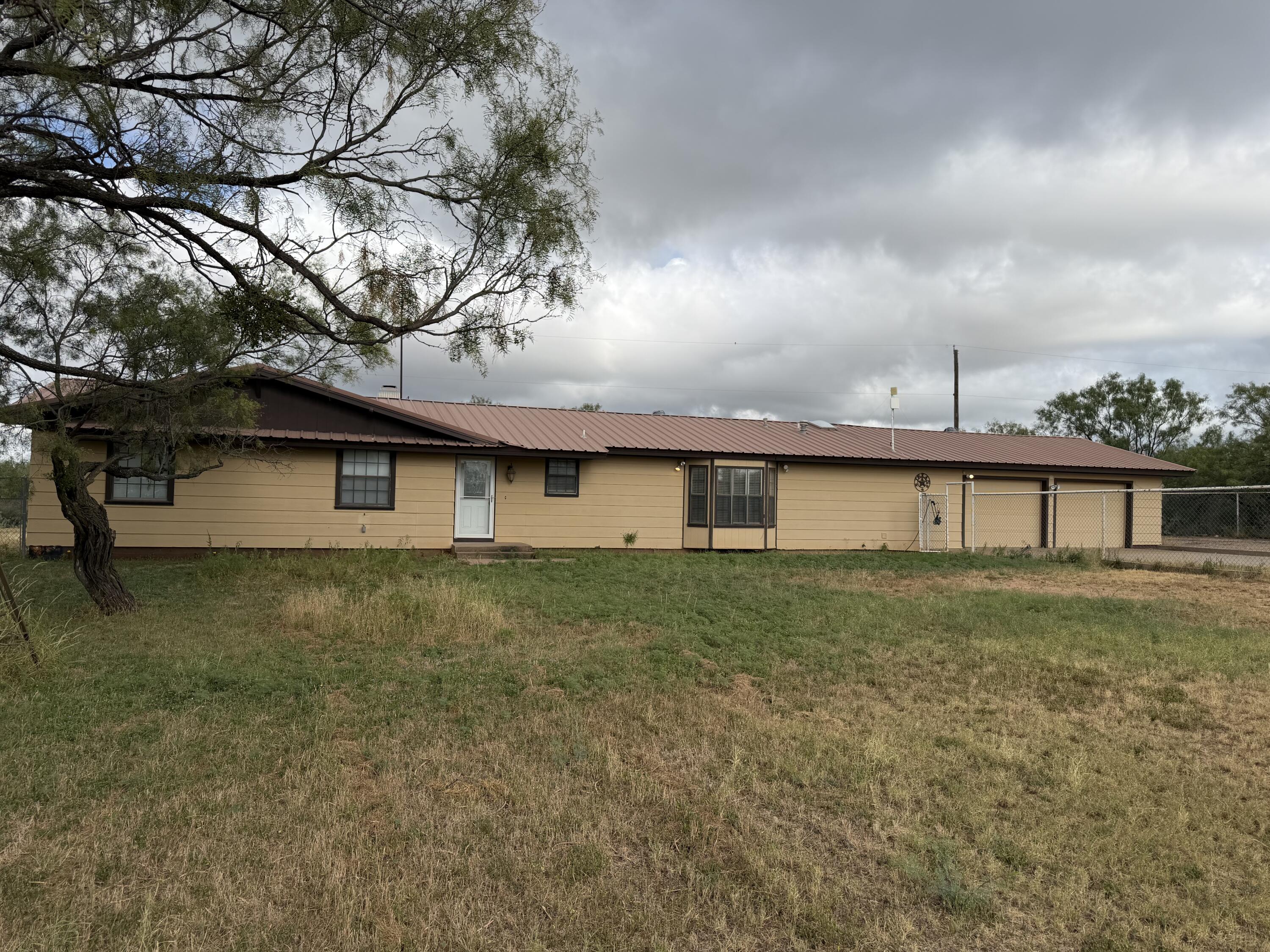 690 Sanco Road Property Photo 1