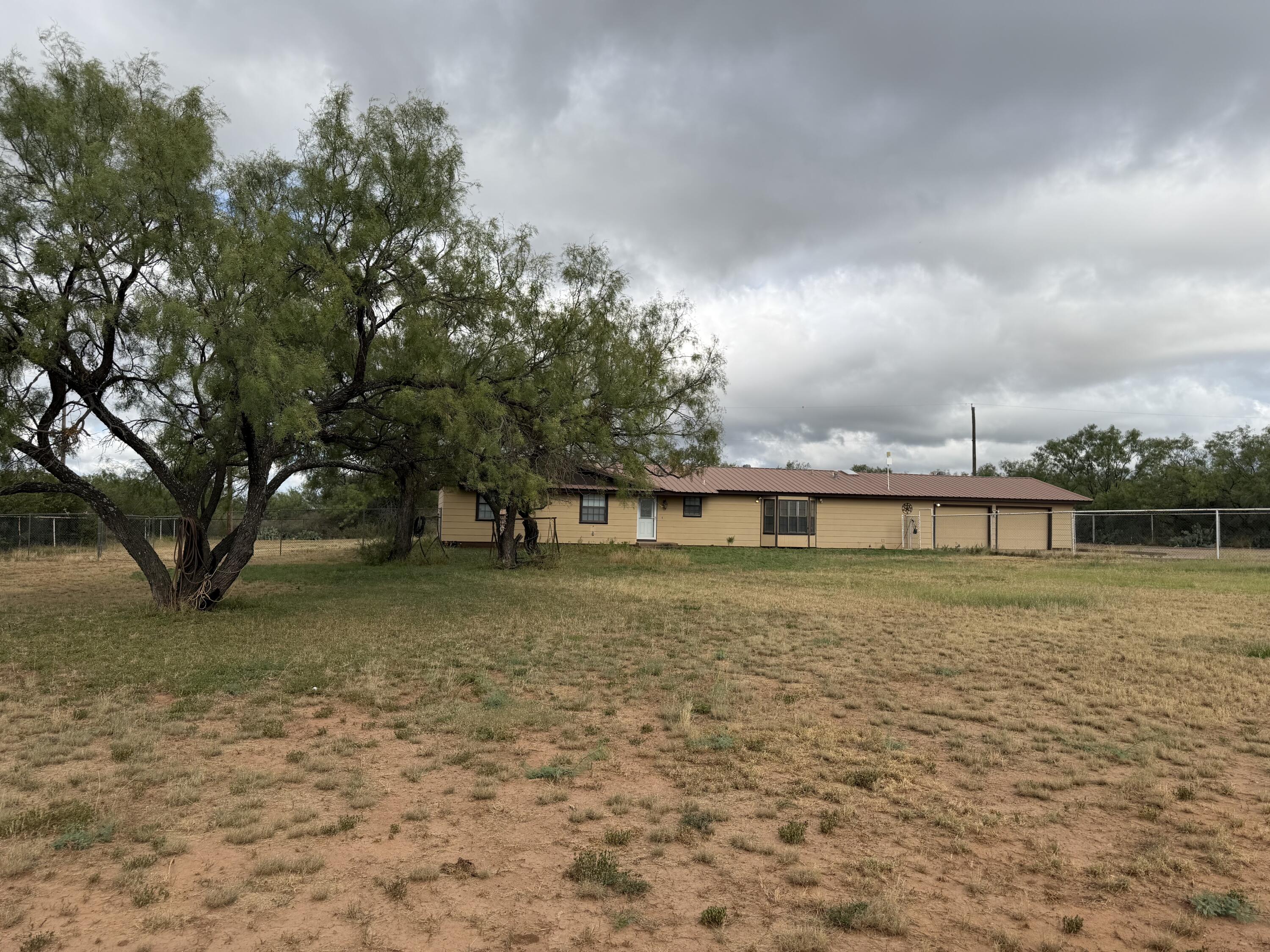 690 Sanco Road Property Photo 3