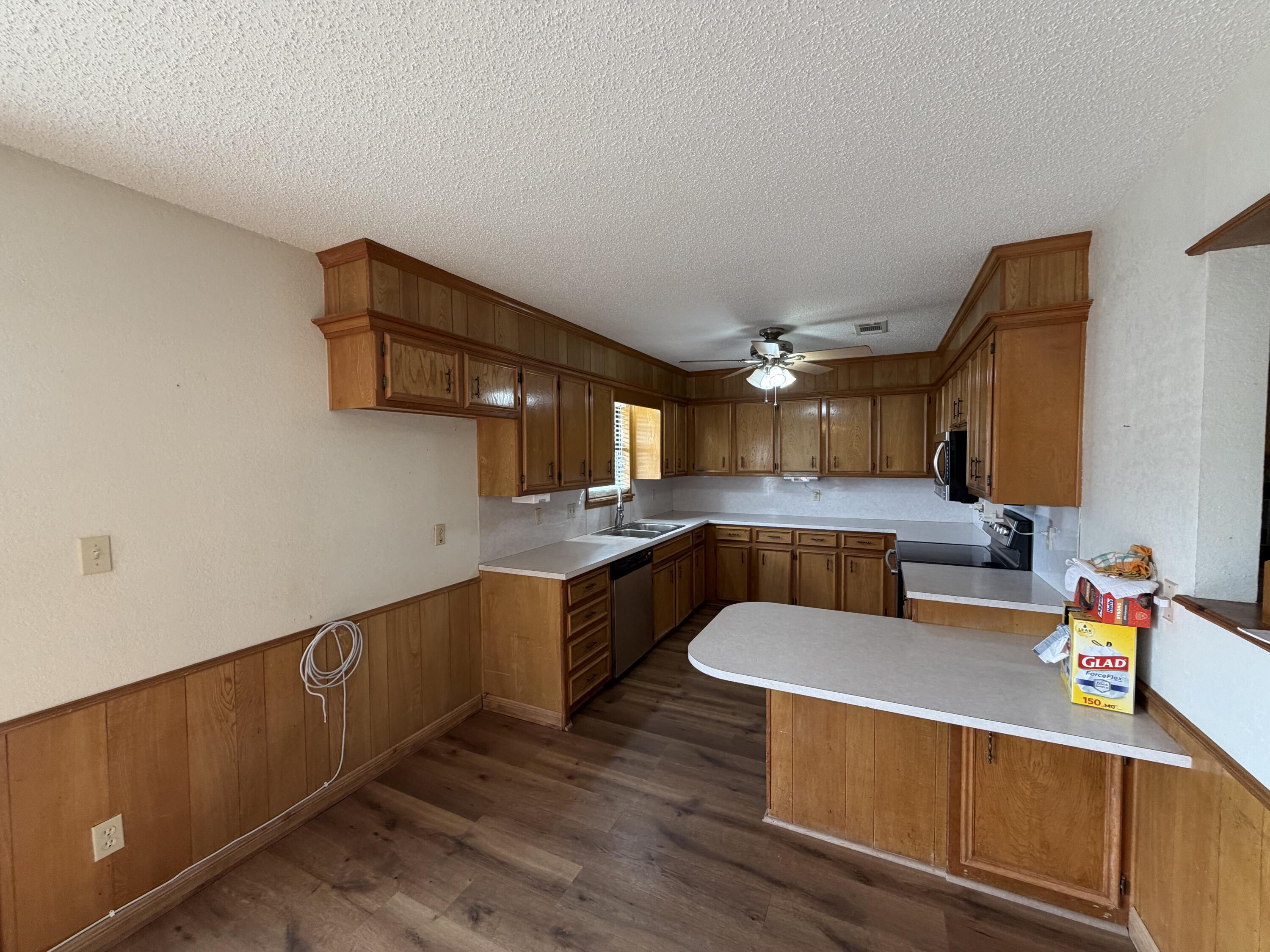 690 Sanco Road Property Photo 9