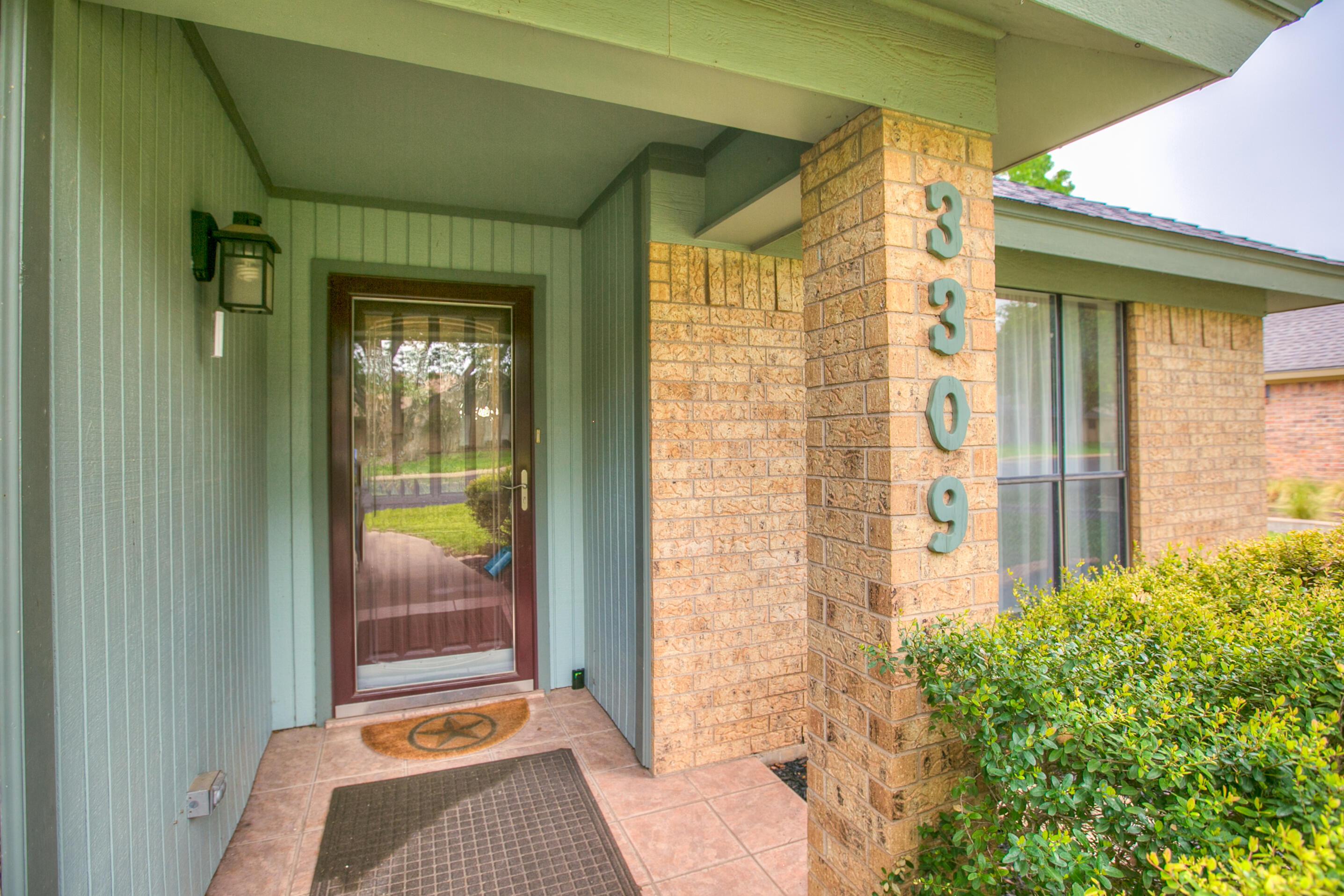 3309 Grandview Drive Property Photo 4