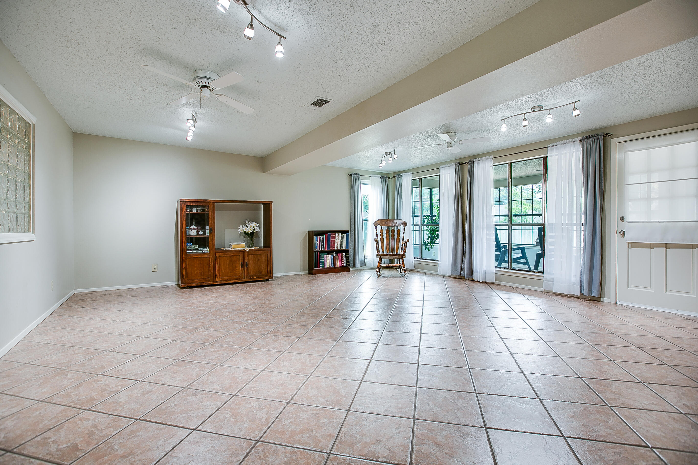3309 Grandview Drive Property Photo 17