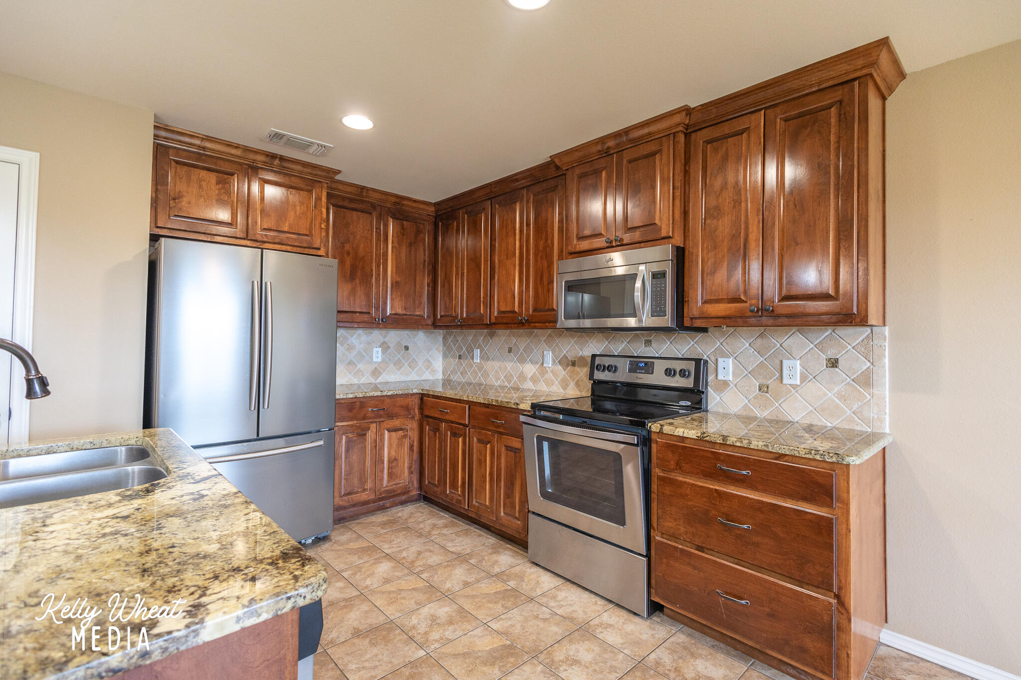 5710 Willeke Drive Property Photo 10