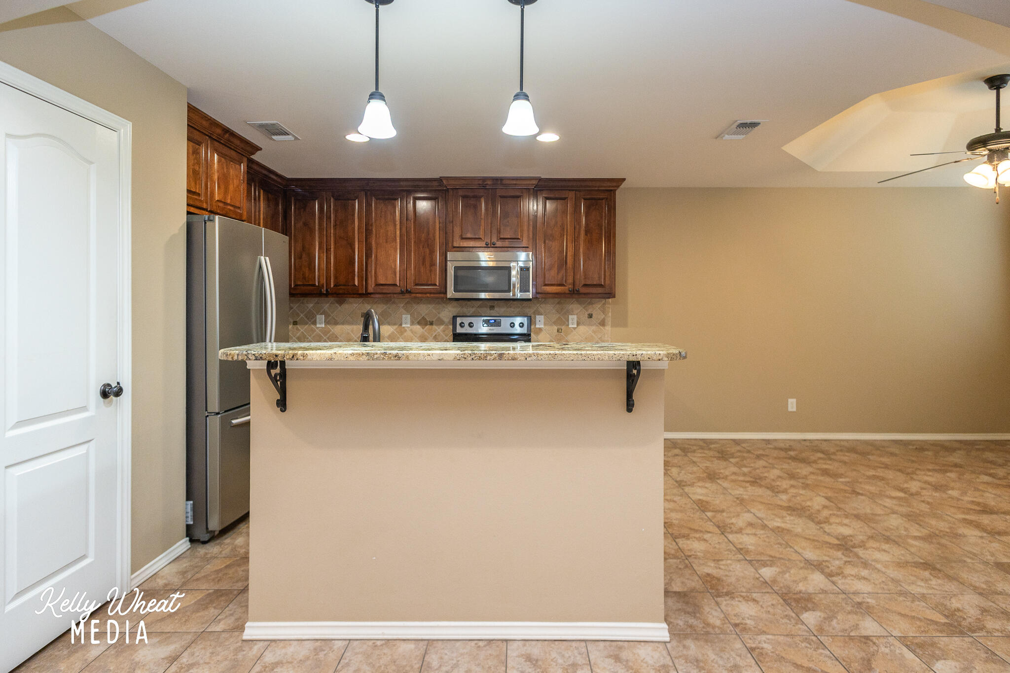 5710 Willeke Drive Property Photo 12