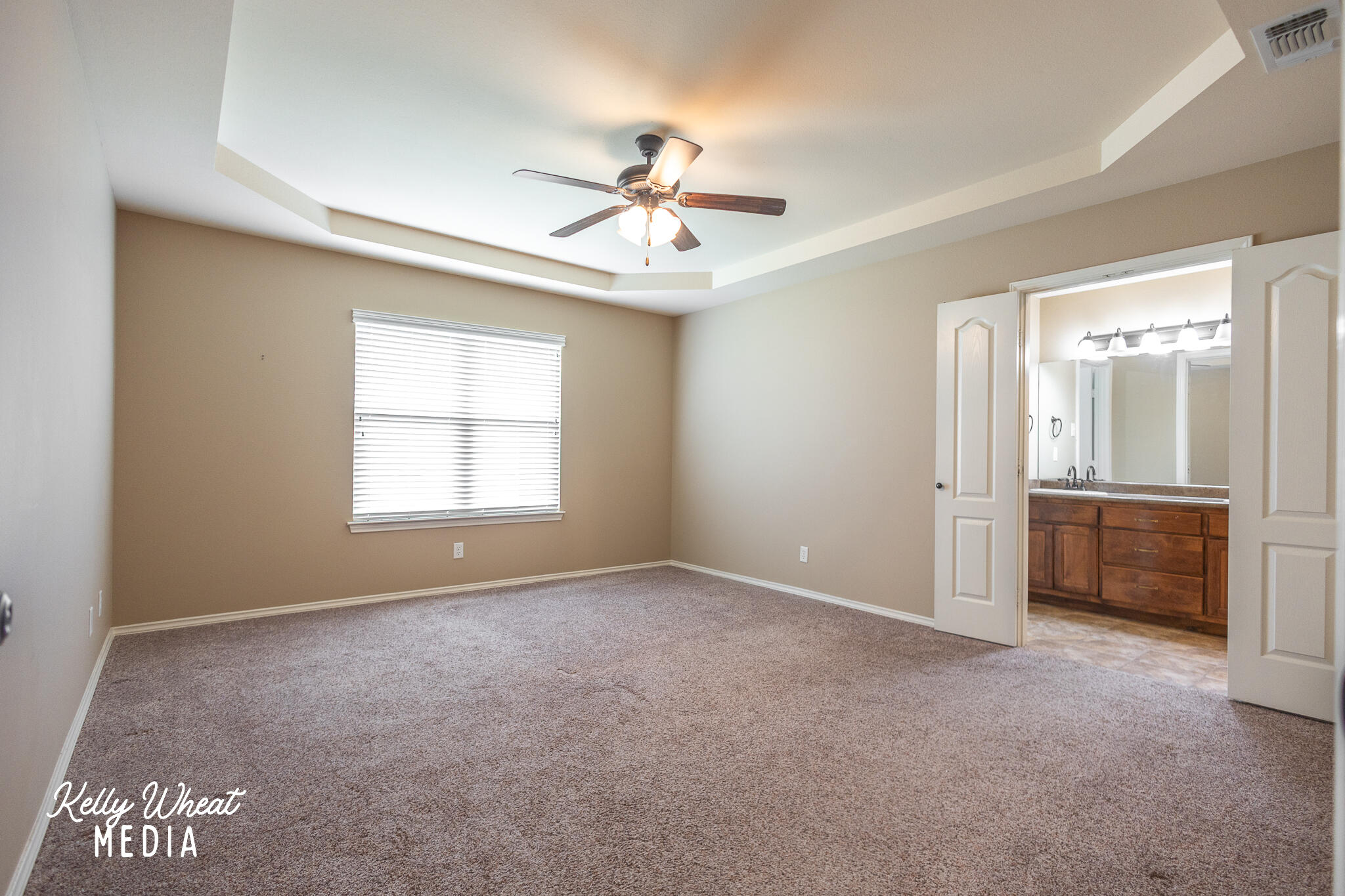 5710 Willeke Drive Property Photo 13