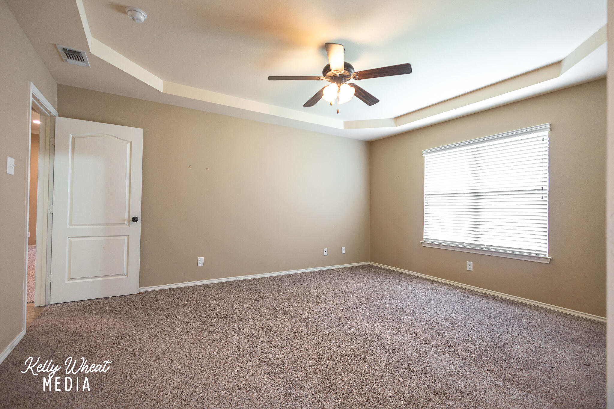 5710 Willeke Drive Property Photo 14