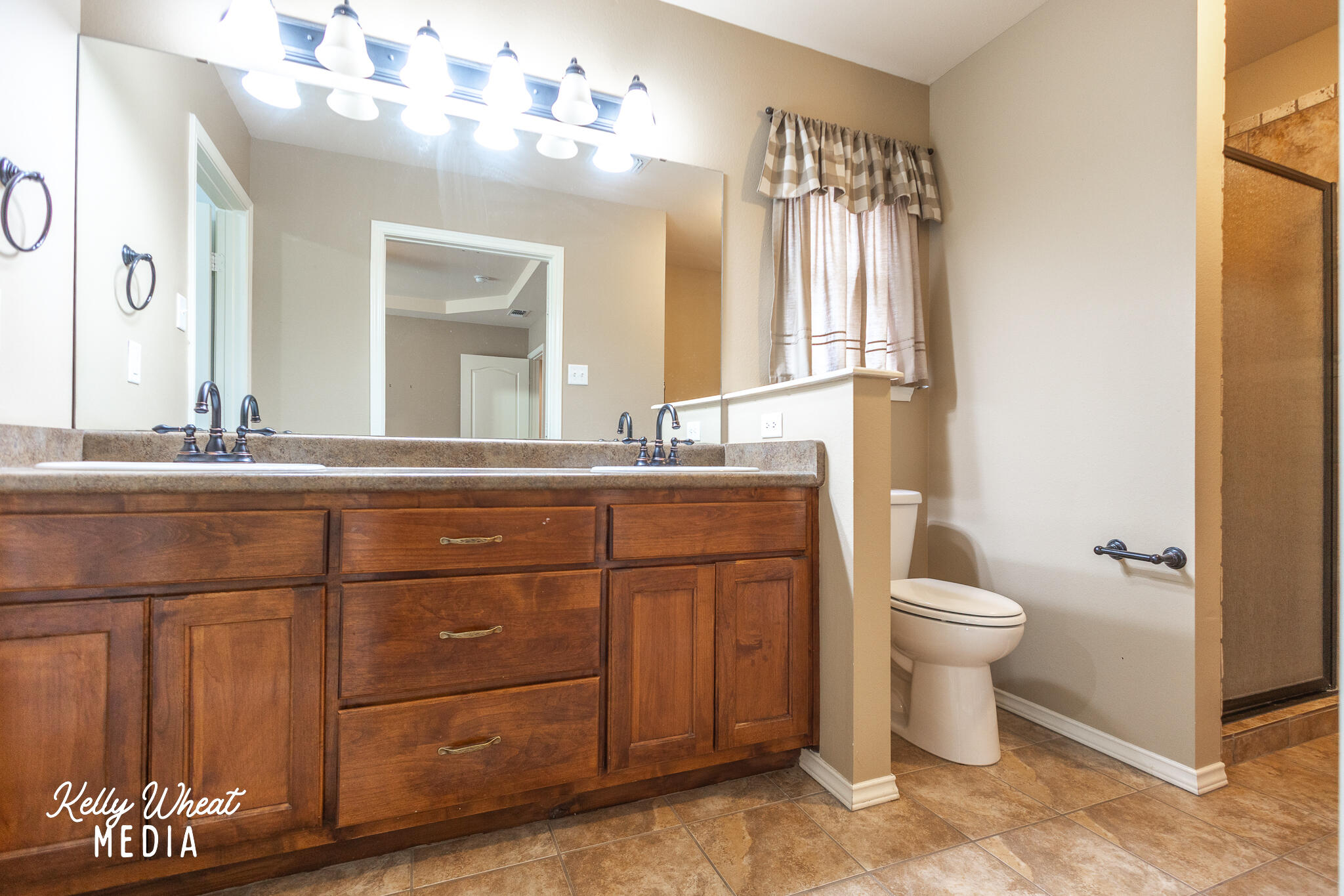 5710 Willeke Drive Property Photo 15