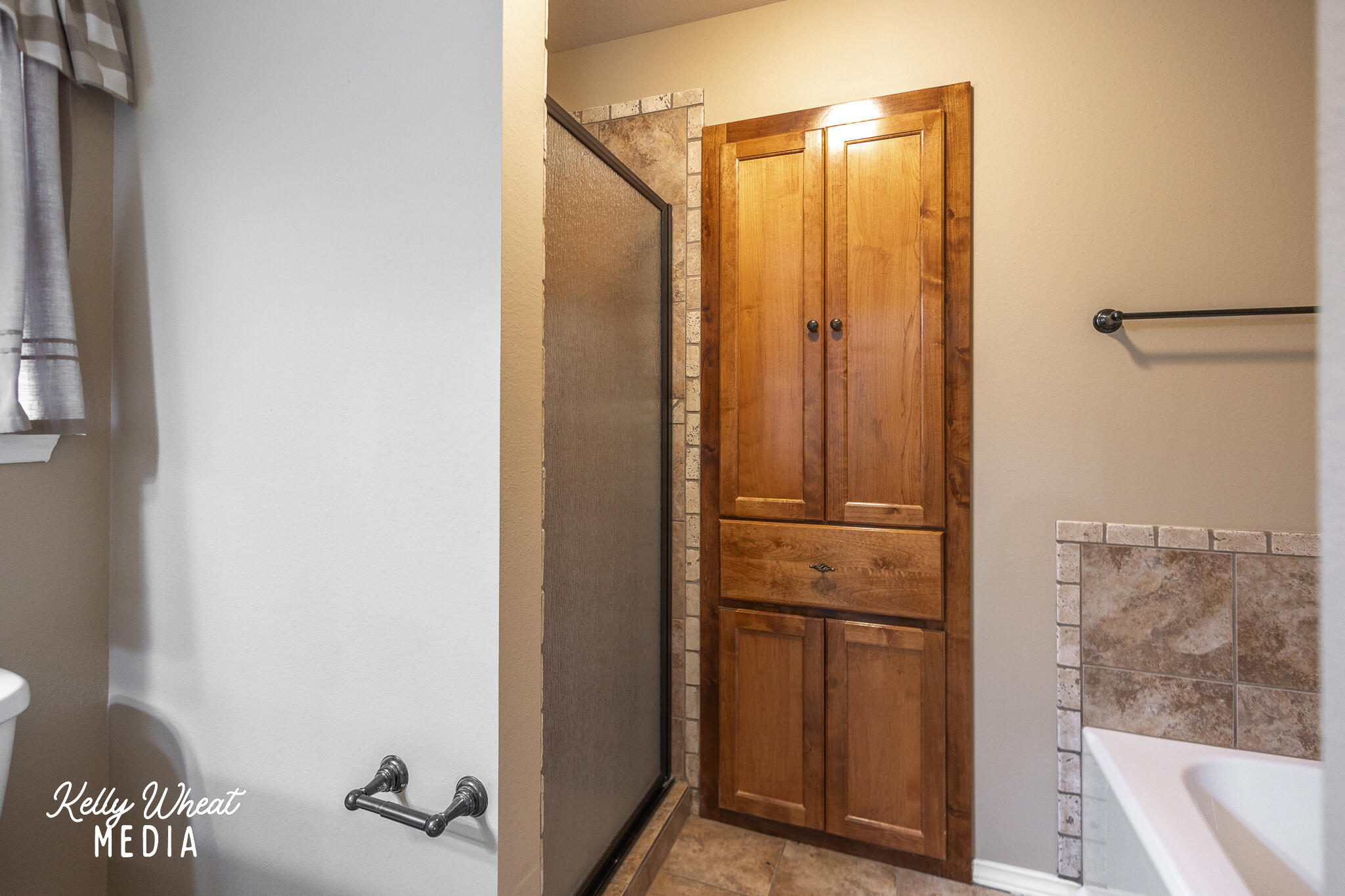 5710 Willeke Drive Property Photo 17