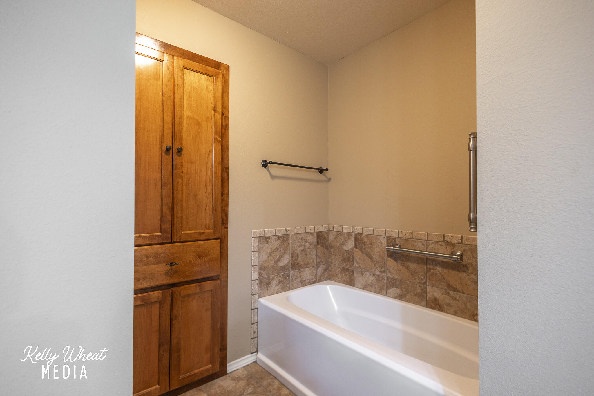 5710 Willeke Drive Property Photo 18