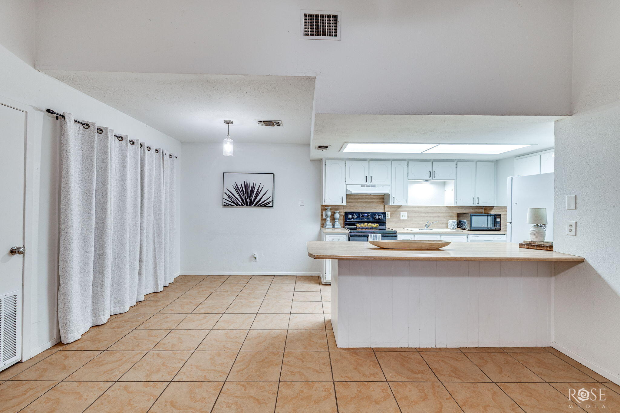 3813 Wild Rye Trail Property Photo 6