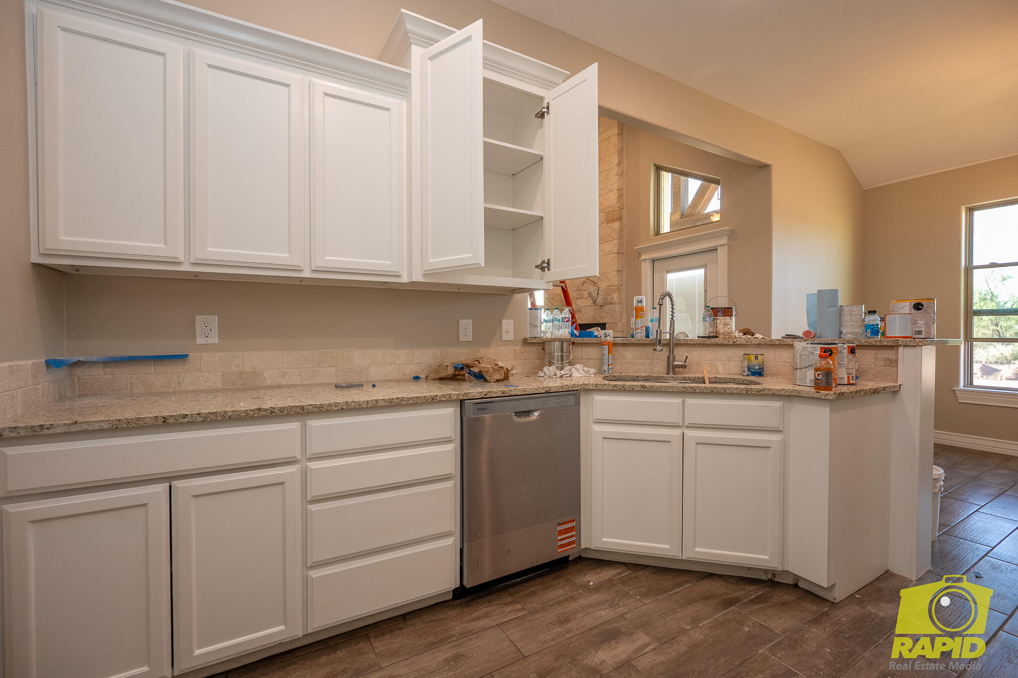 9723 Jaguar Trail Property Photo 4