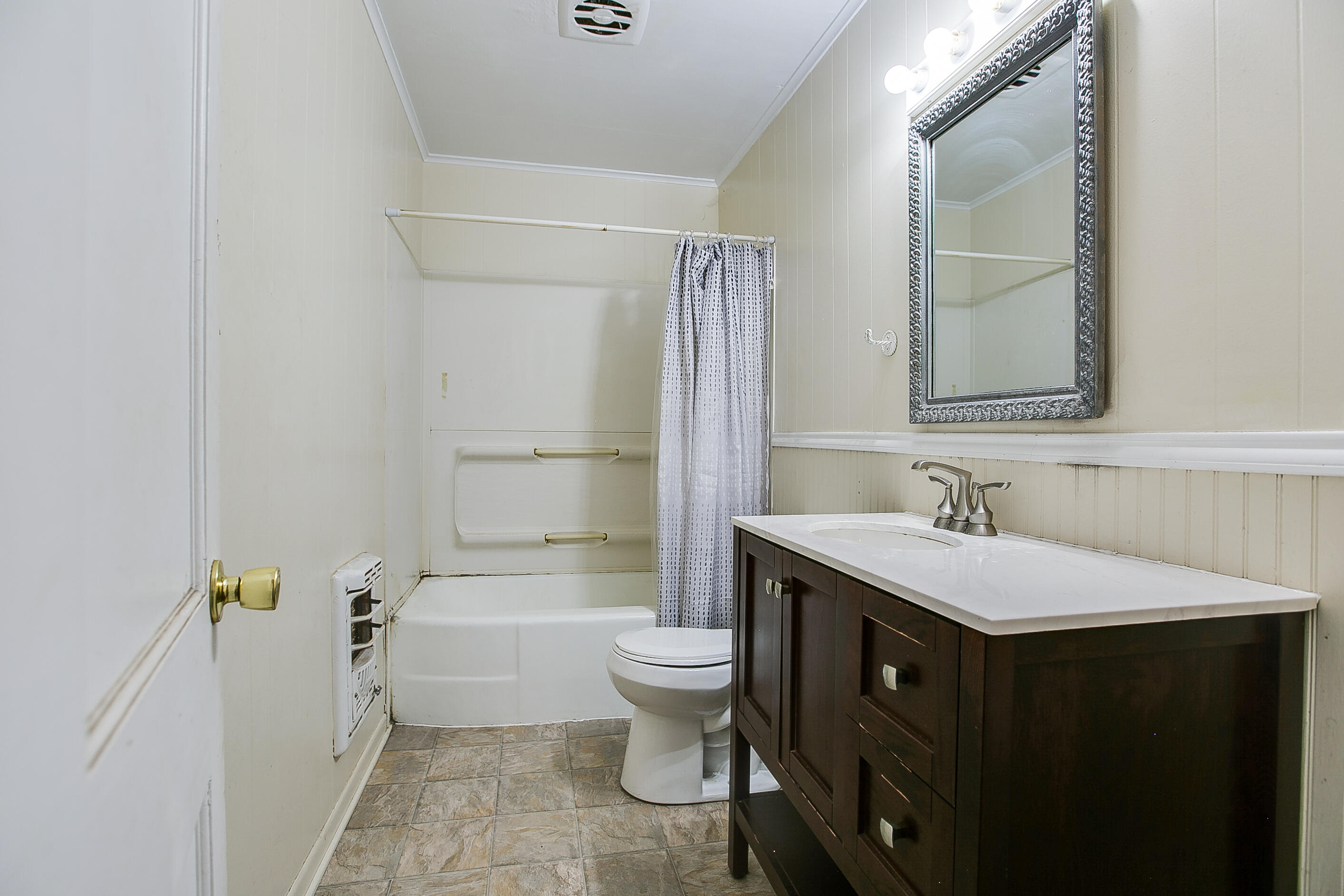 807 N 9th Street Property Photo 8