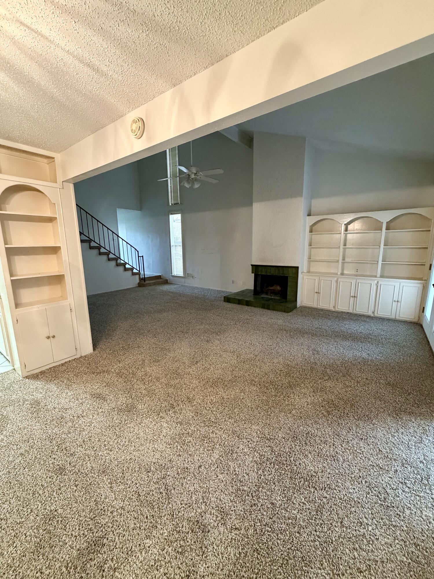 2562 Sunset Drive Property Photo 7