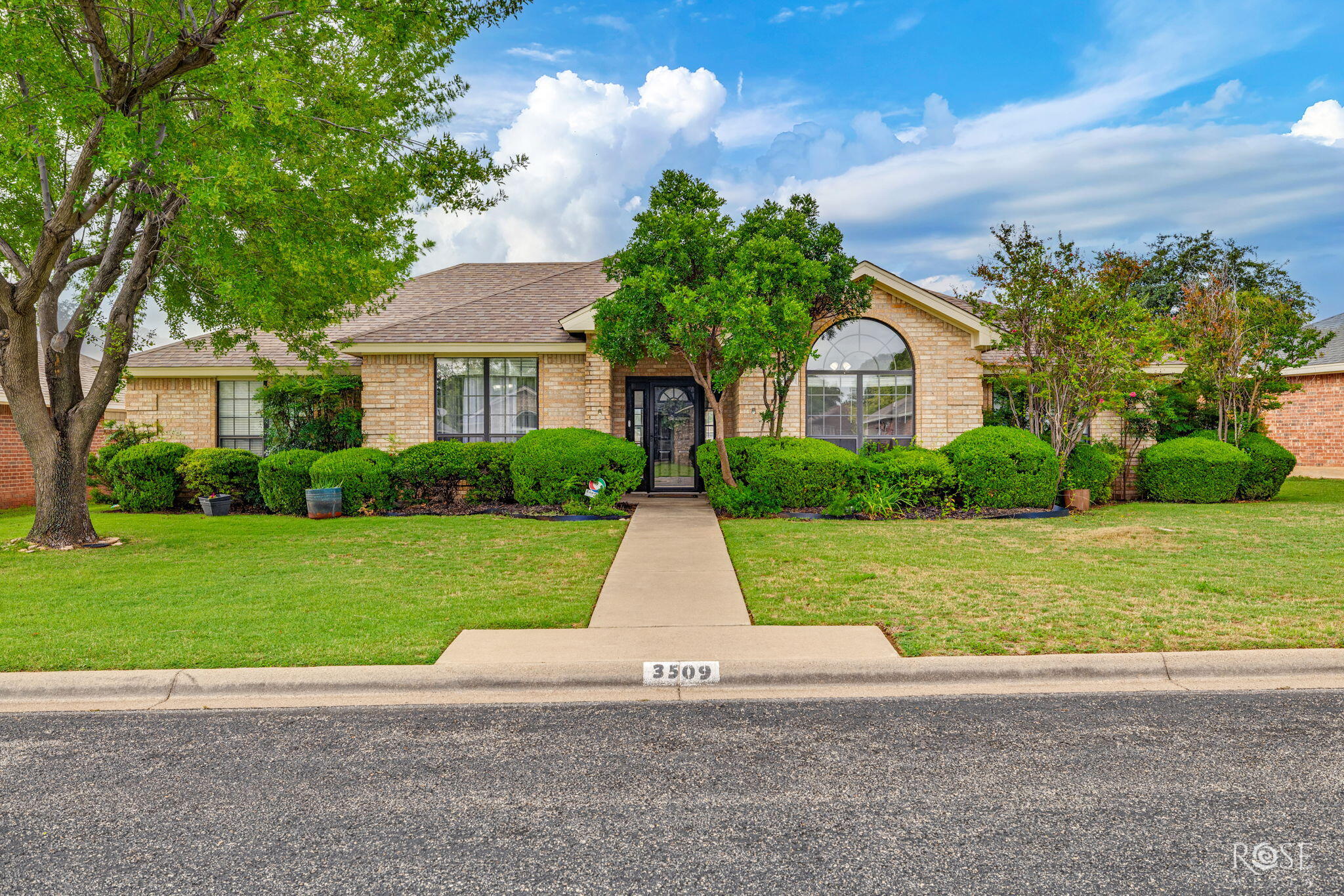 3509 Shadyhill Drive Property Photo 1