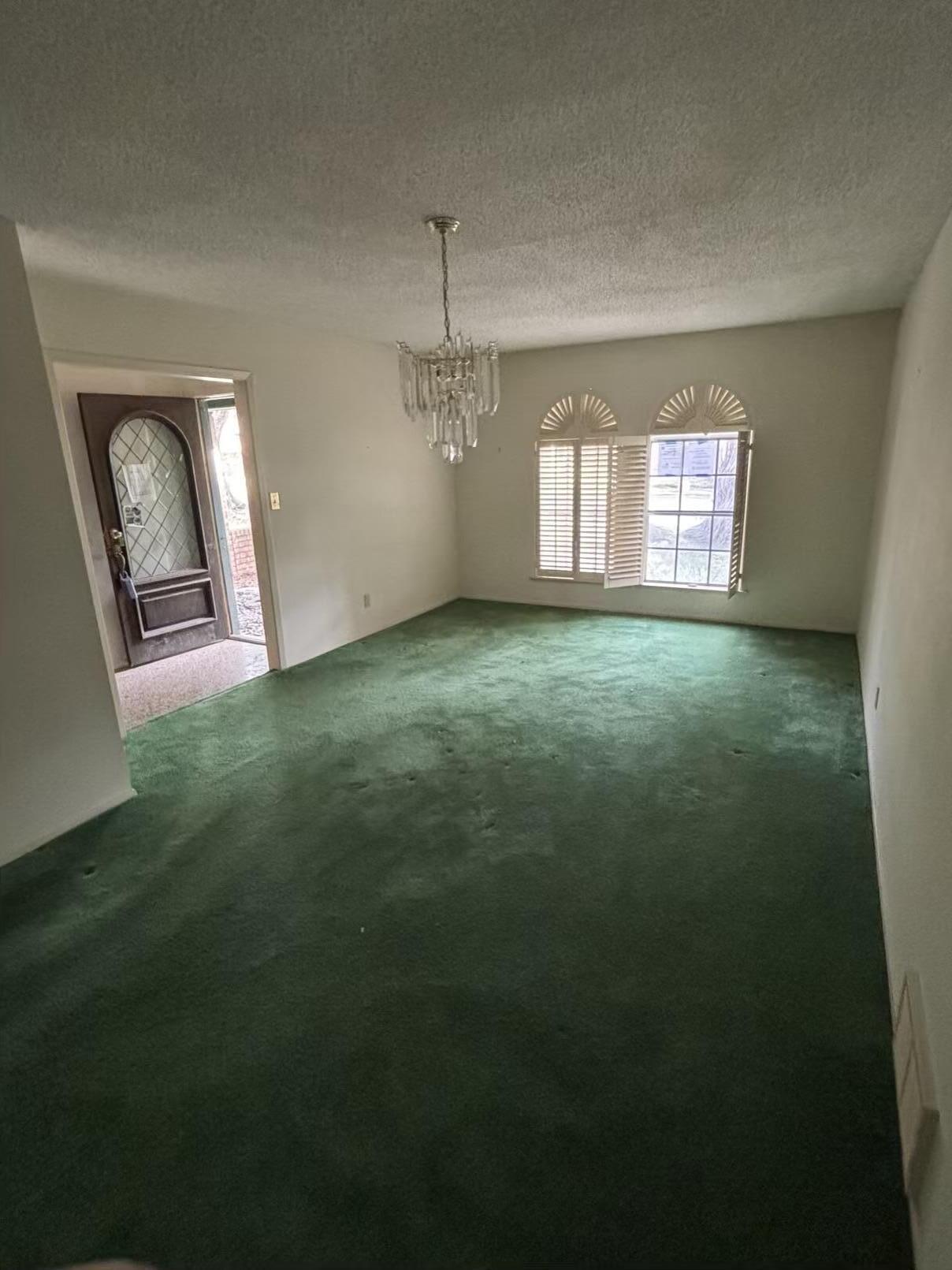 2901 Briargrove Lane Property Photo 3