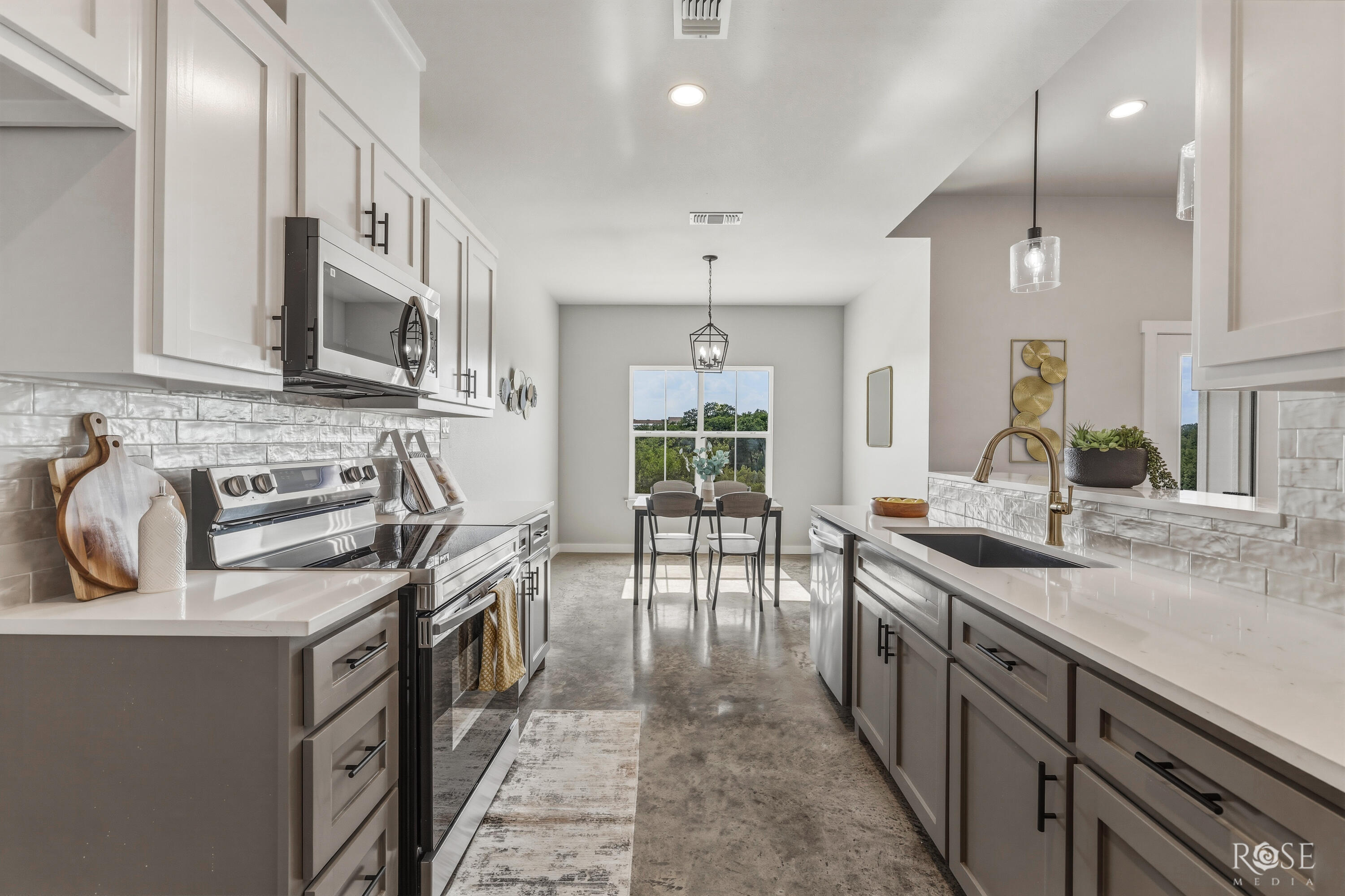 305 N First Street Property Photo 18