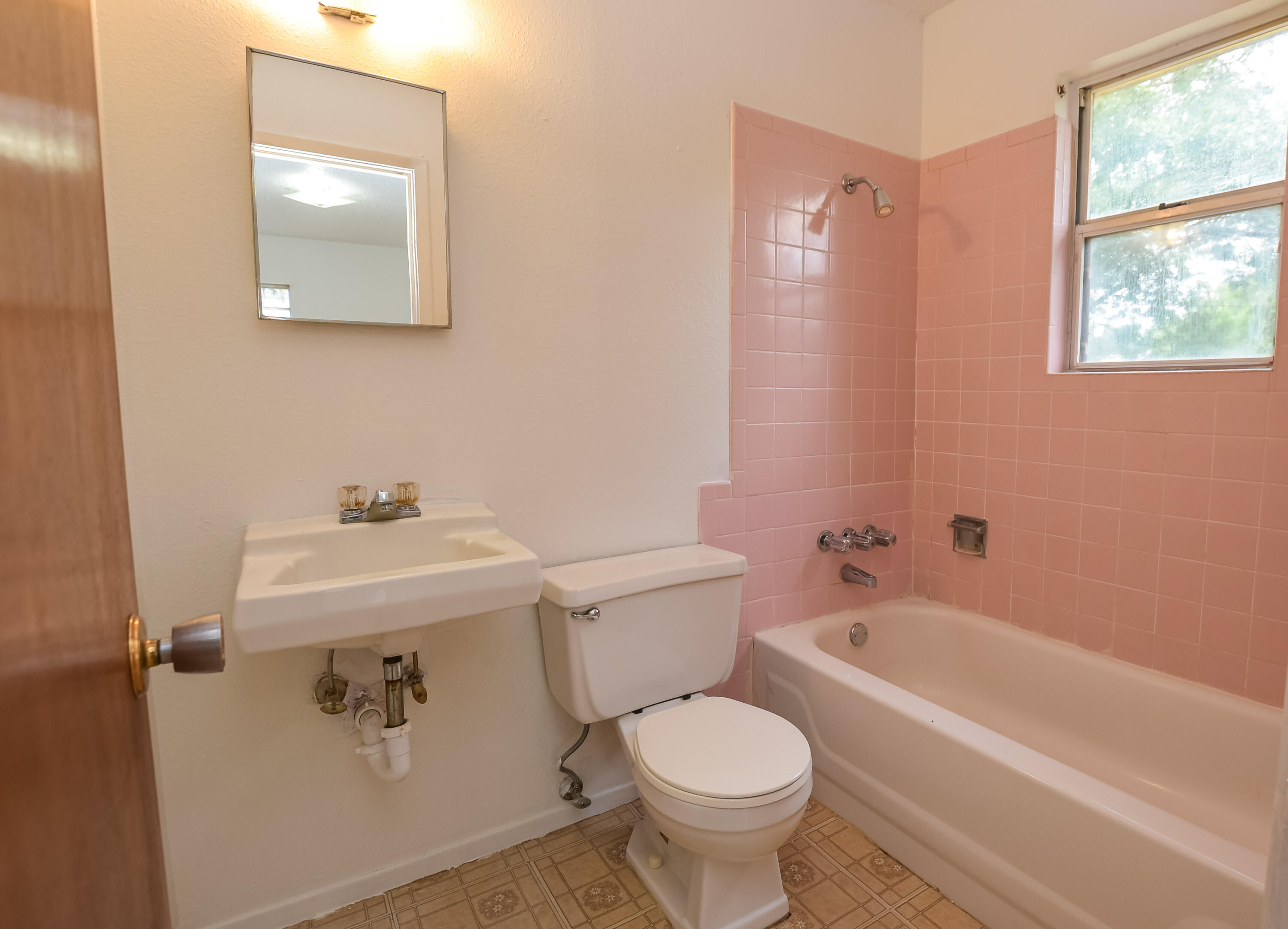 814 Stonewall Drive Property Photo 15