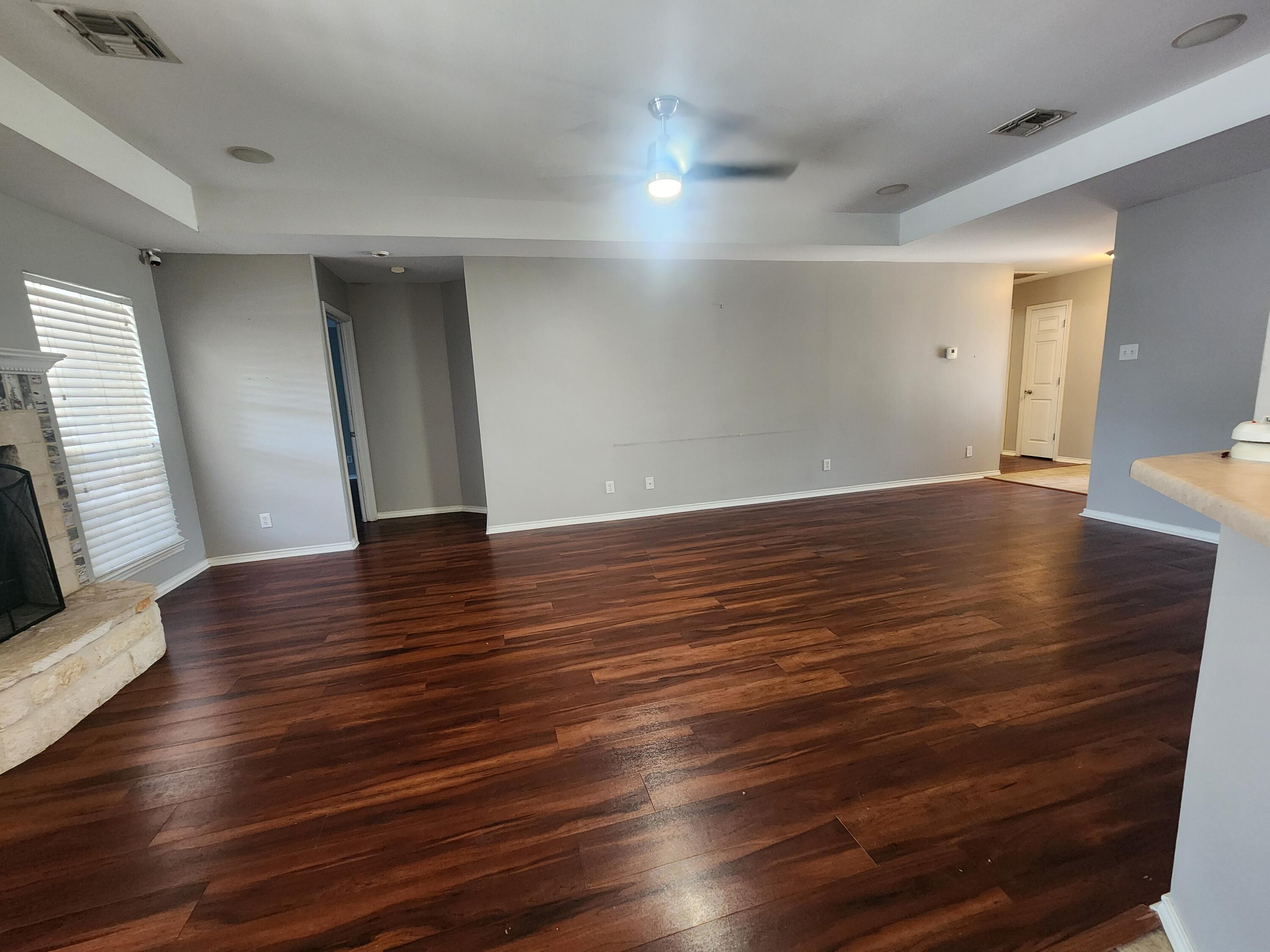 714 Penhurst Court Property Photo 3