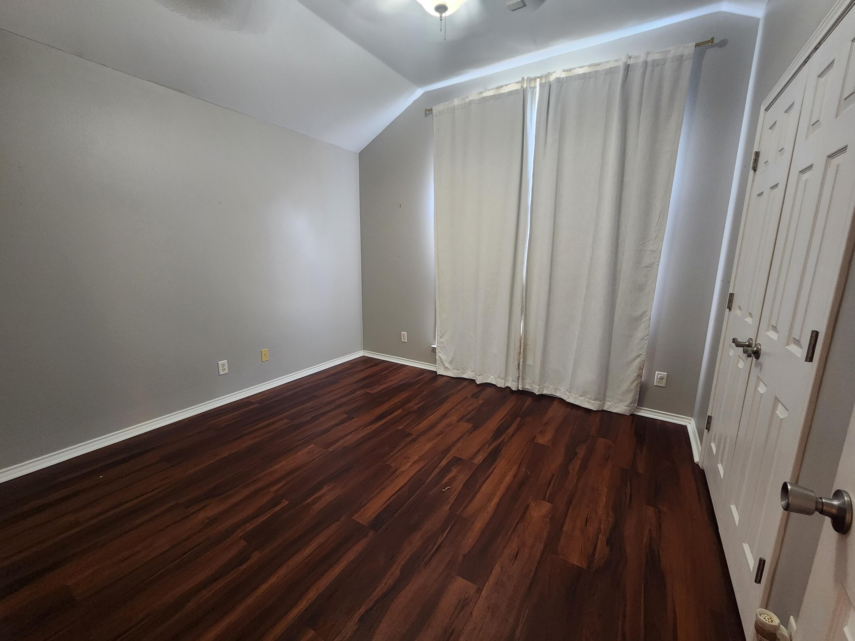 714 Penhurst Court Property Photo 6