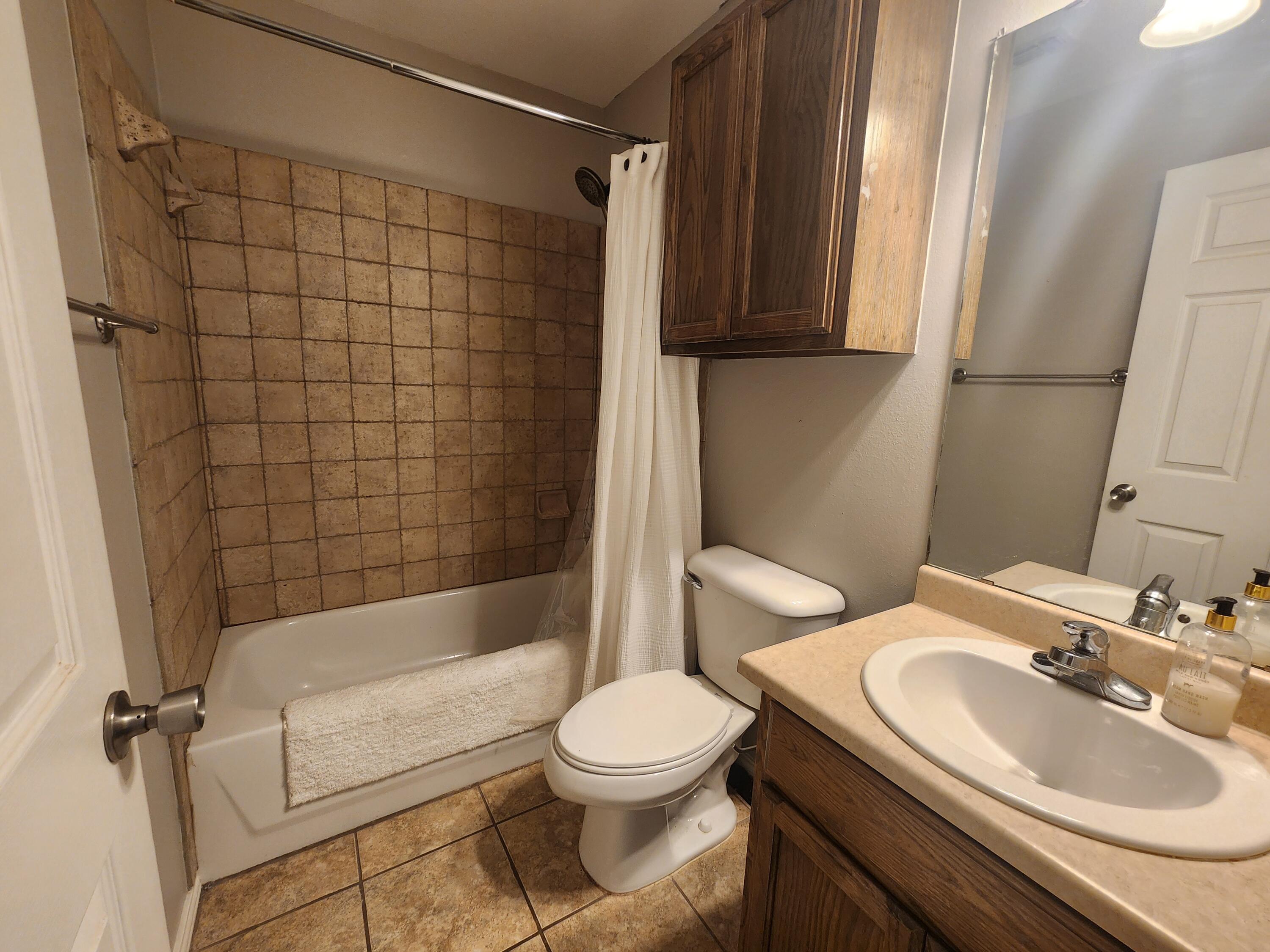 714 Penhurst Court Property Photo 7