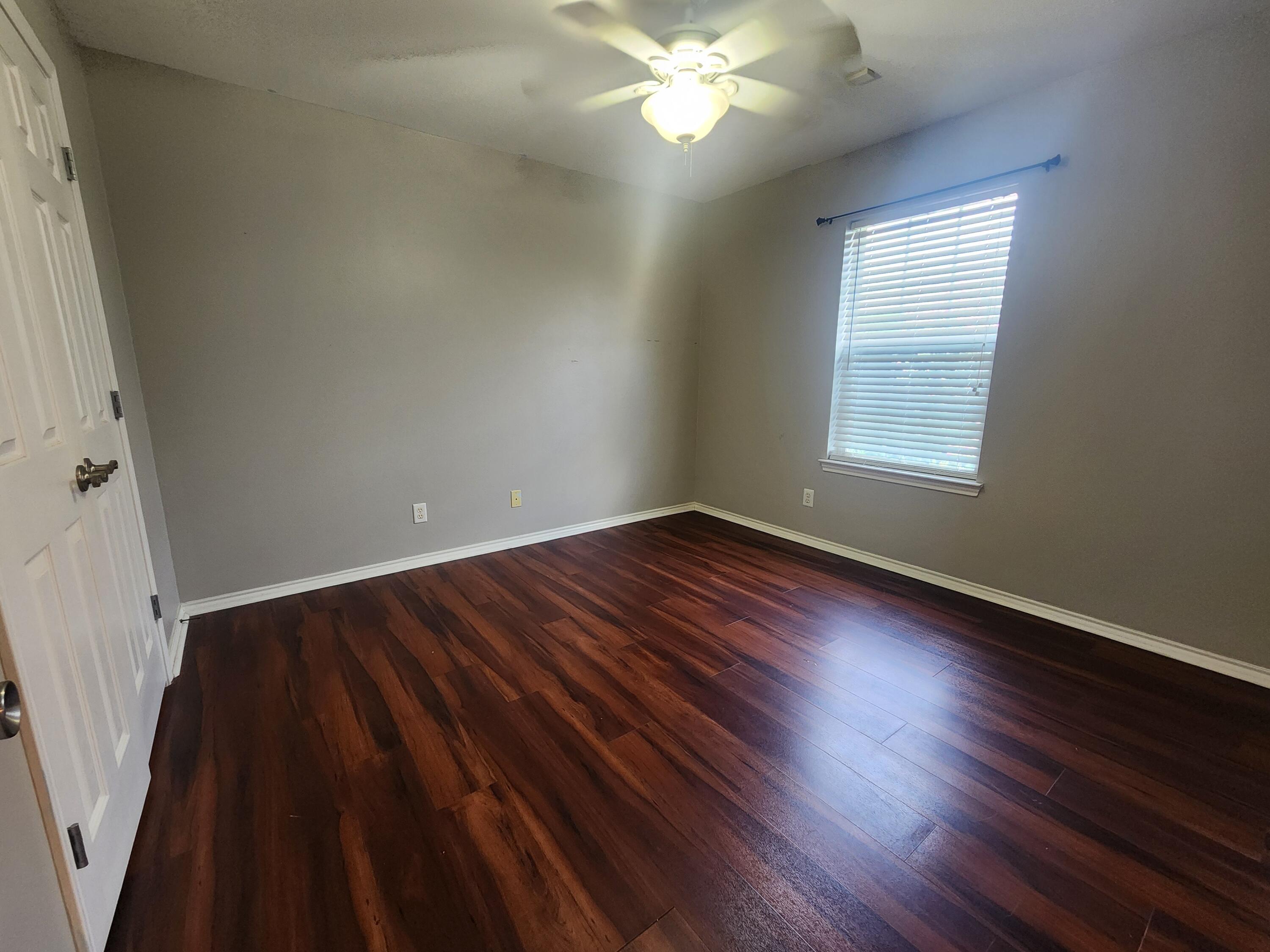714 Penhurst Court Property Photo 8