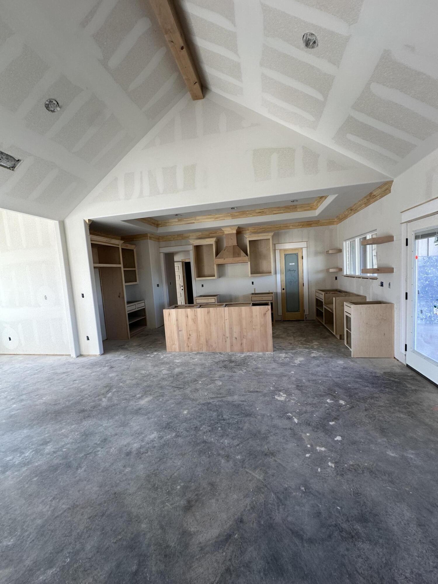 5507 Slayde Street Property Photo 12