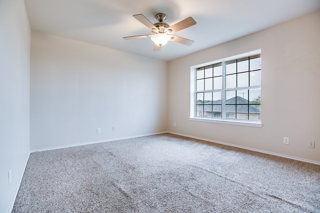 5806 Lyndhurst Drive Property Photo 34