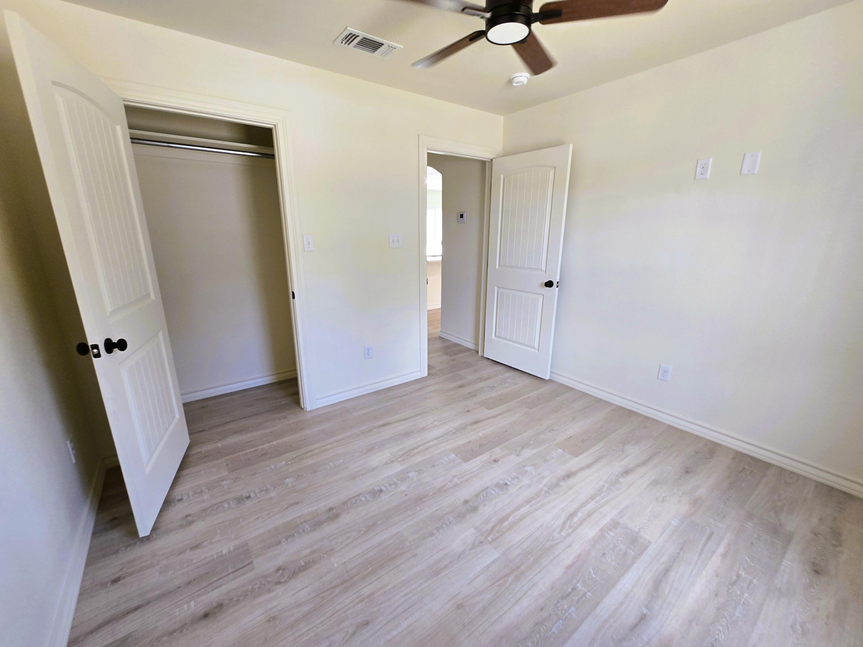 438 E 45th Street Property Photo 11