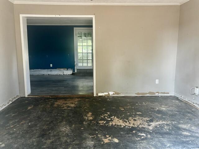 2733 Yale Avenue Property Photo 5