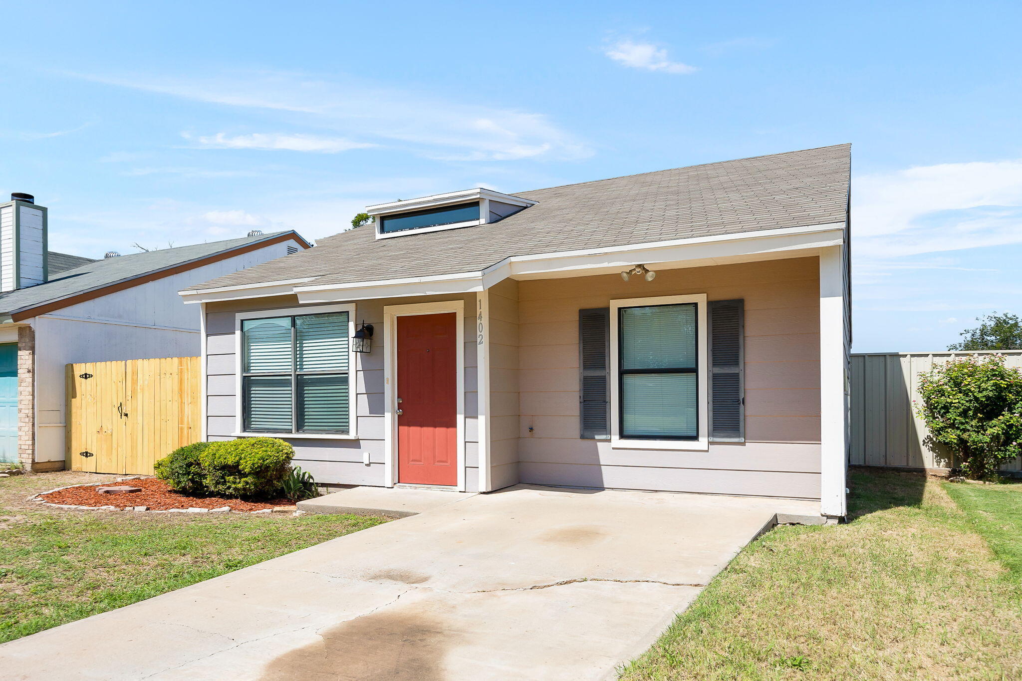 1402 Hatcher Street Property Photo 3