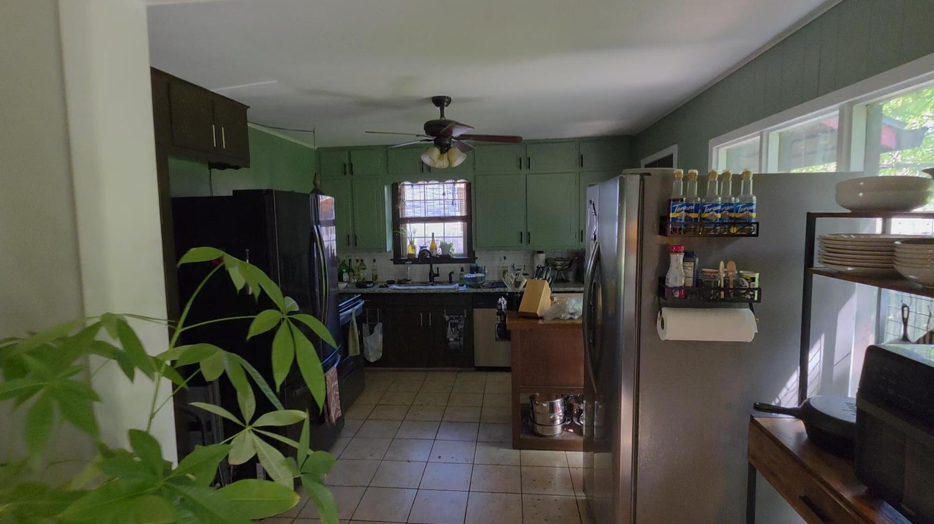 212 S Monroe Street Property Photo 9