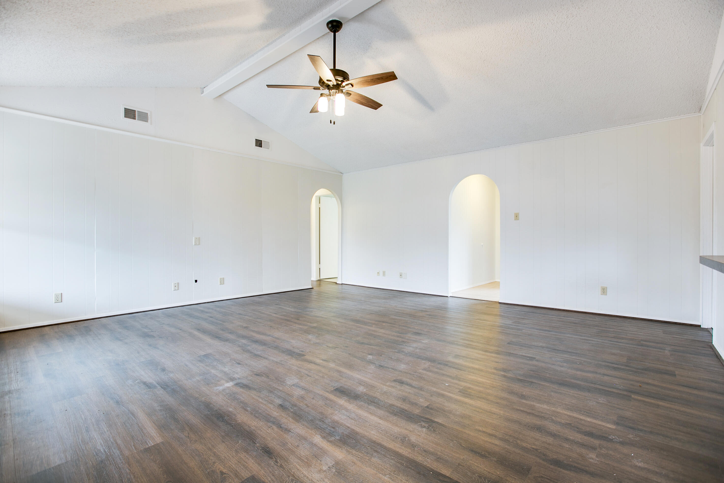 3829 Sandstone Road Property Photo 7