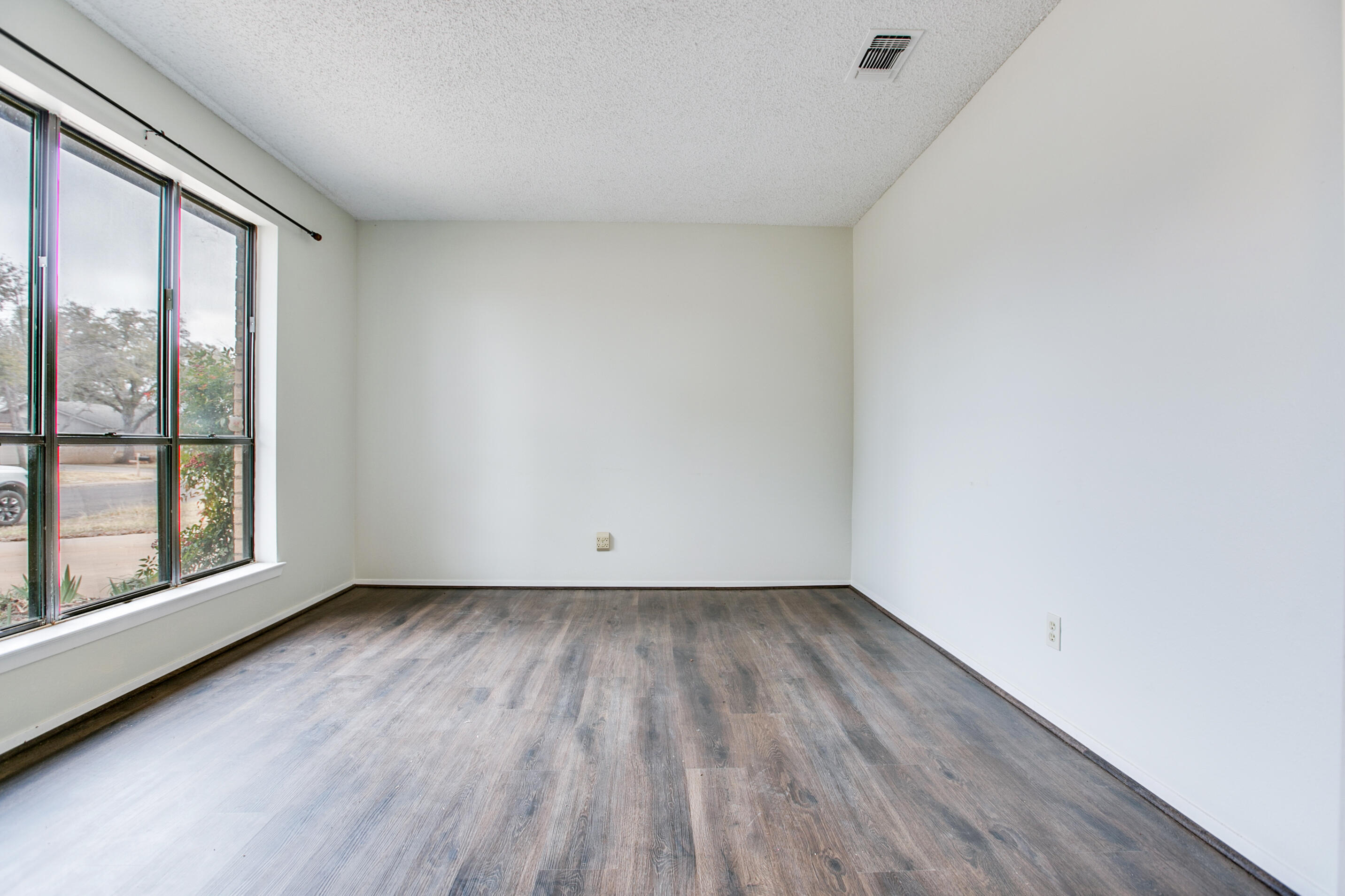 3829 Sandstone Road Property Photo 8