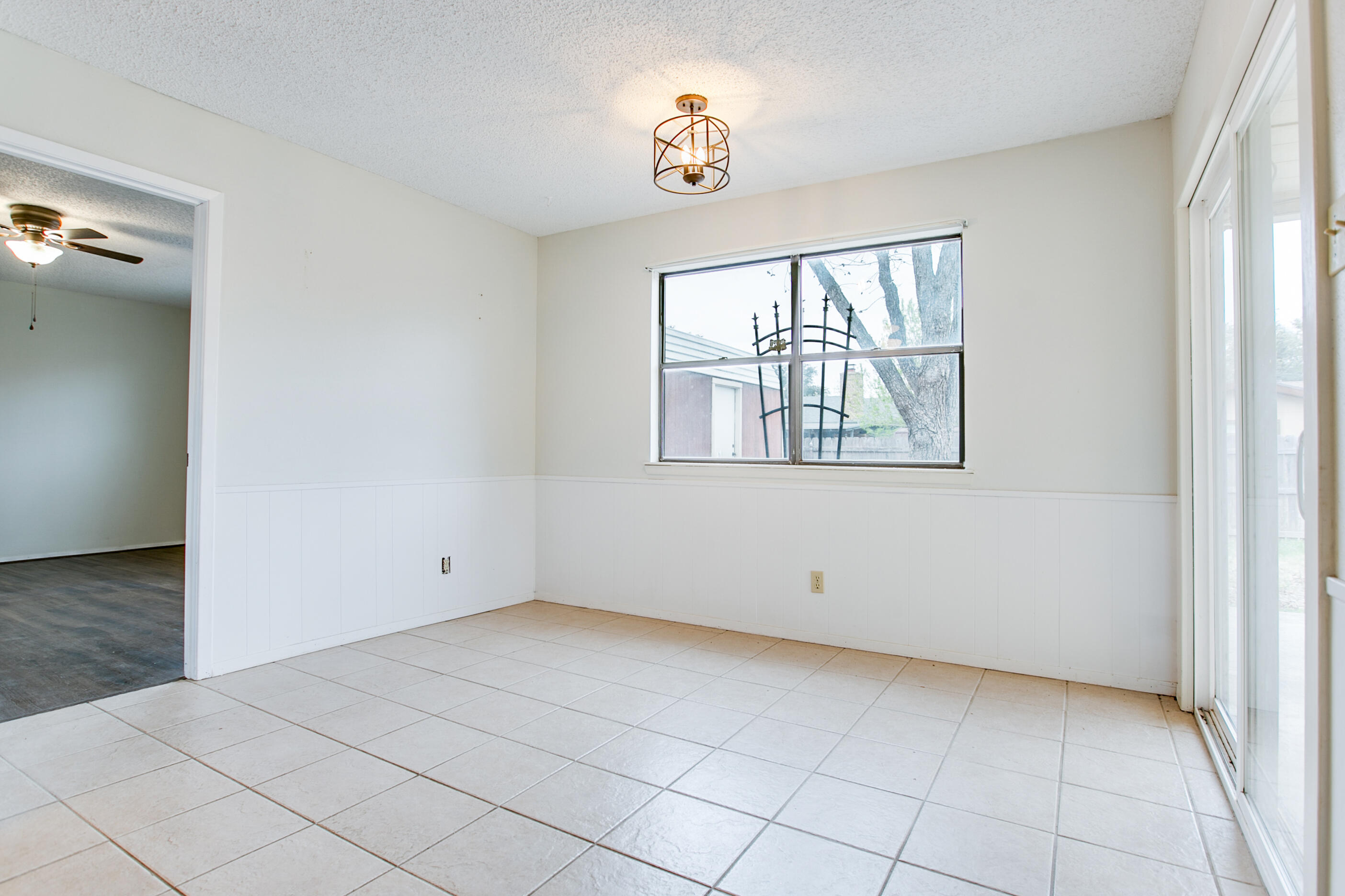3829 Sandstone Road Property Photo 9