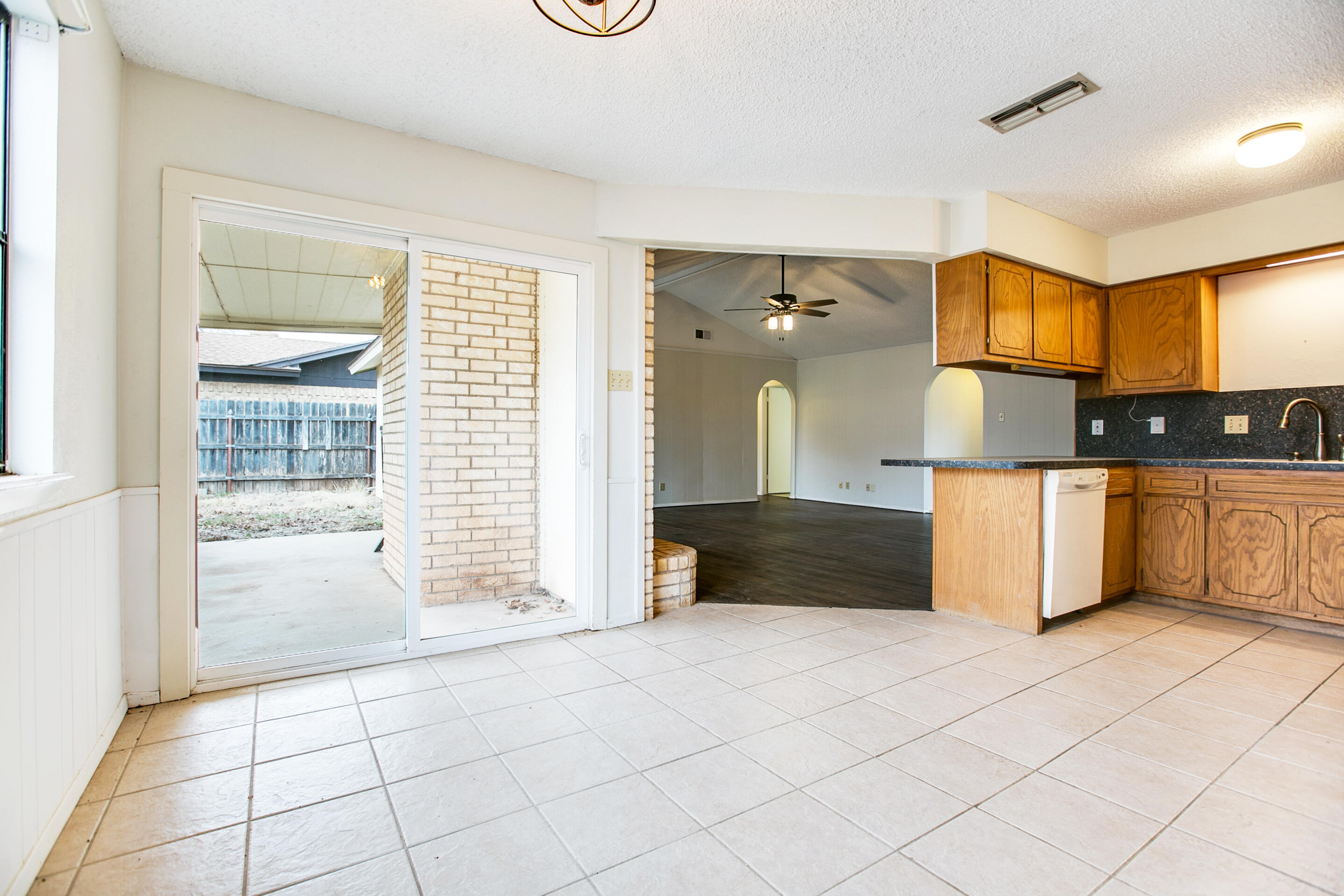 3829 Sandstone Road Property Photo 10