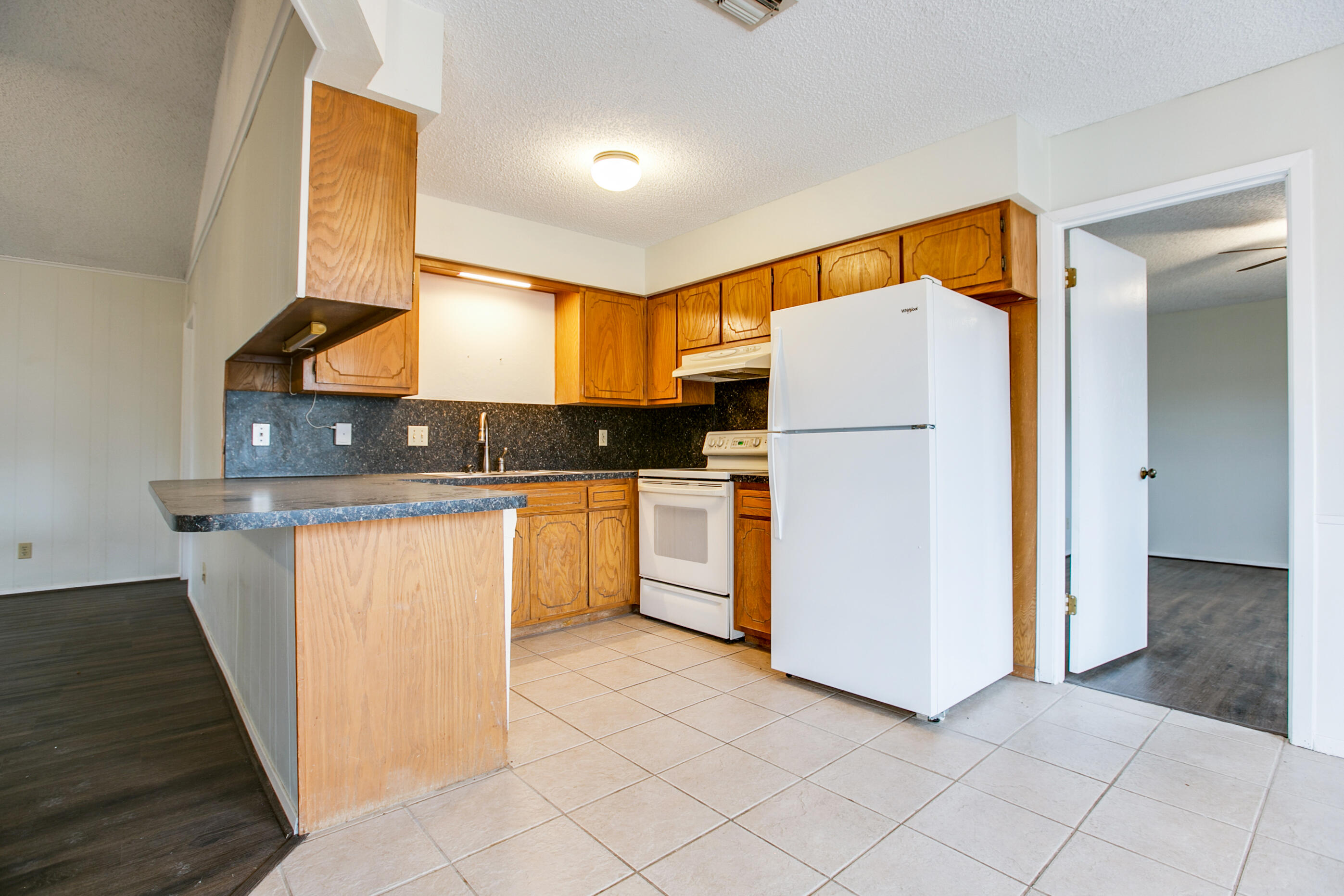 3829 Sandstone Road Property Photo 11